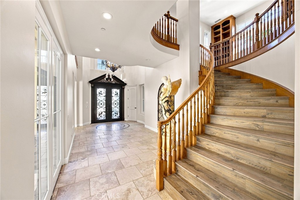 5182 Garrett Court