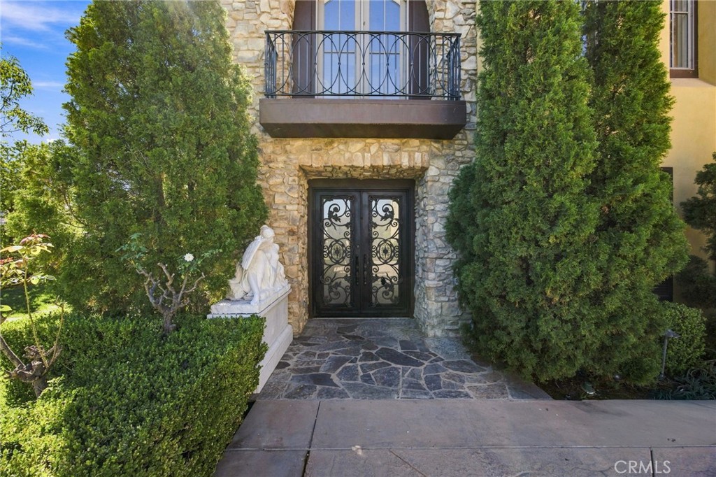 5182 Garrett Court