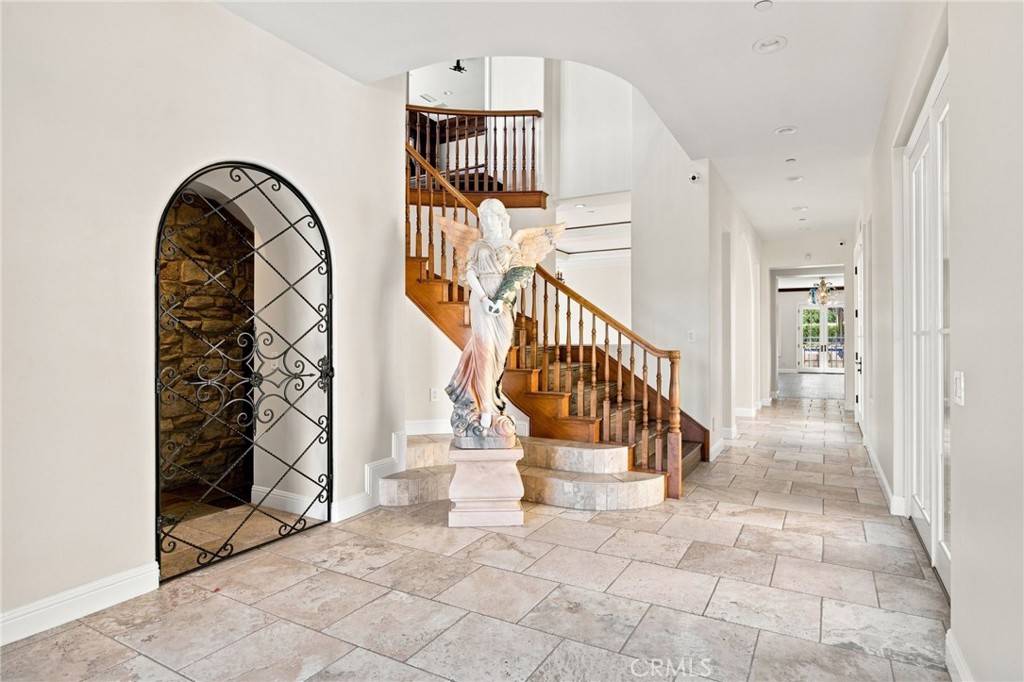 5182 Garrett Court