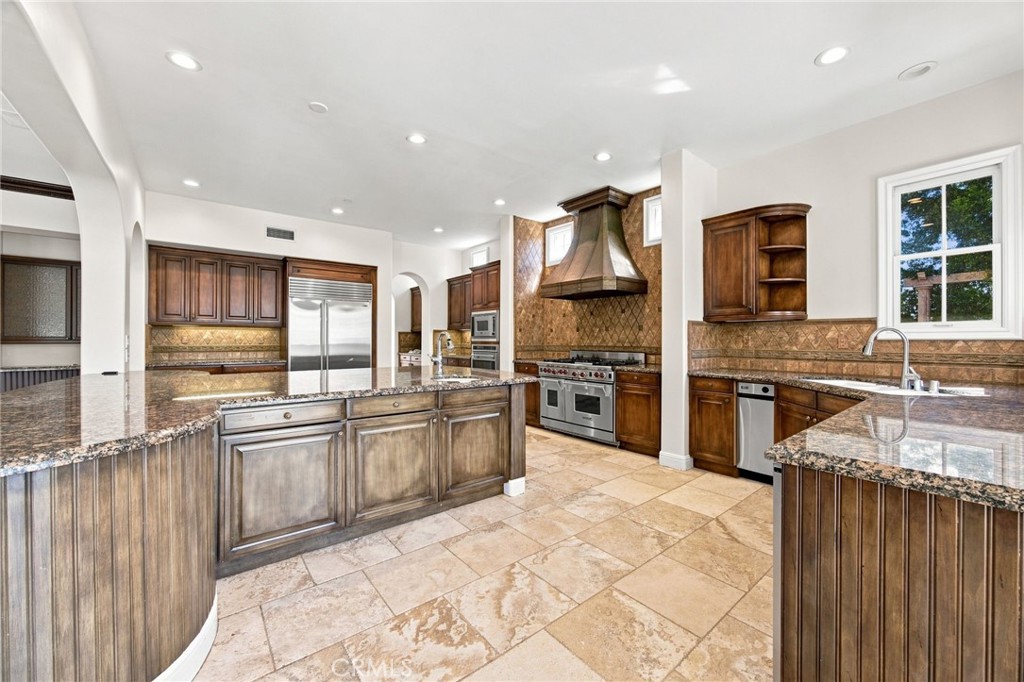 5182 Garrett Court