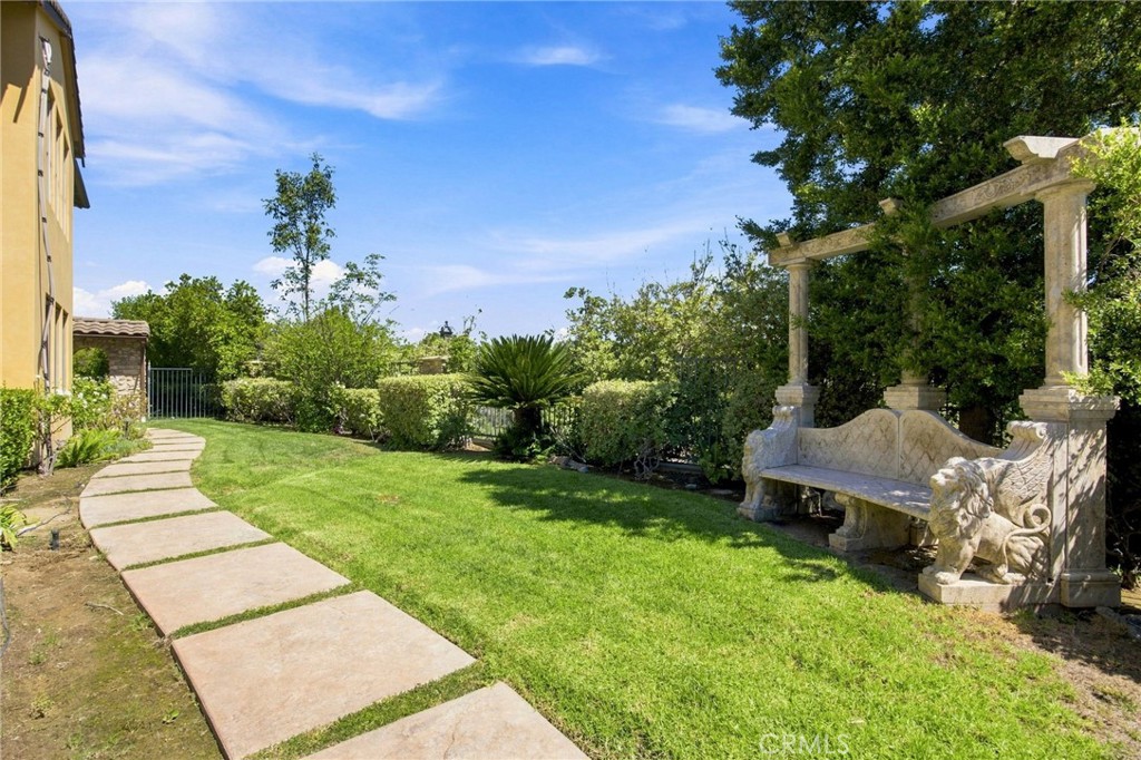 5182 Garrett Court