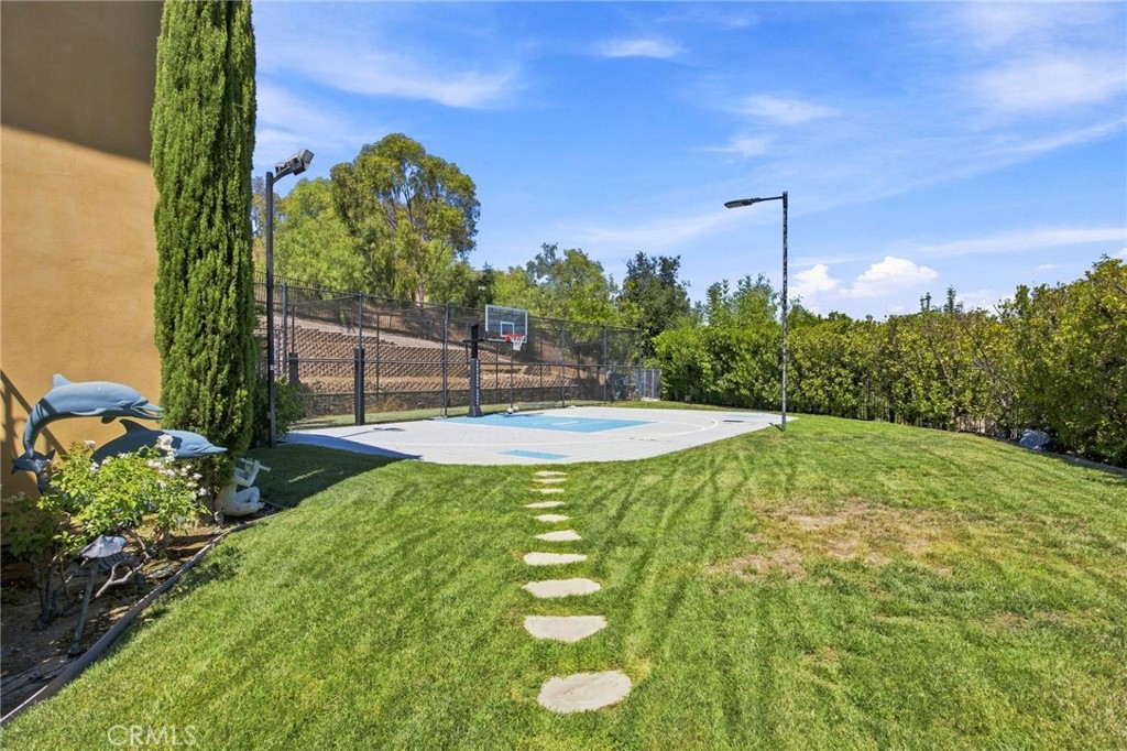 5182 Garrett Court