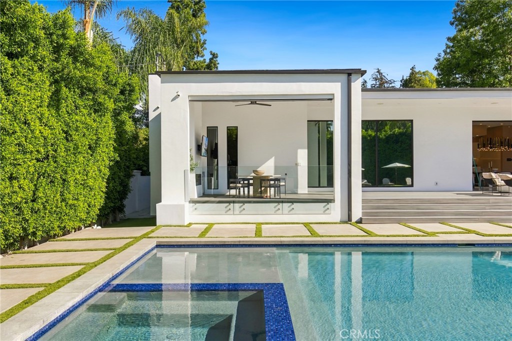 20141 Wells Drive