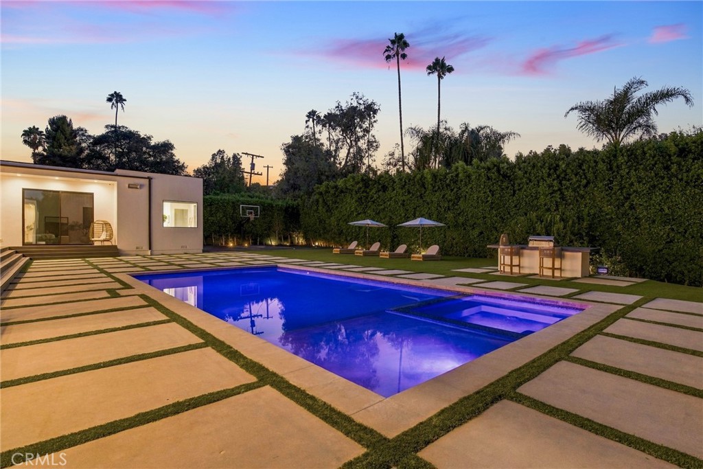 20141 Wells Drive