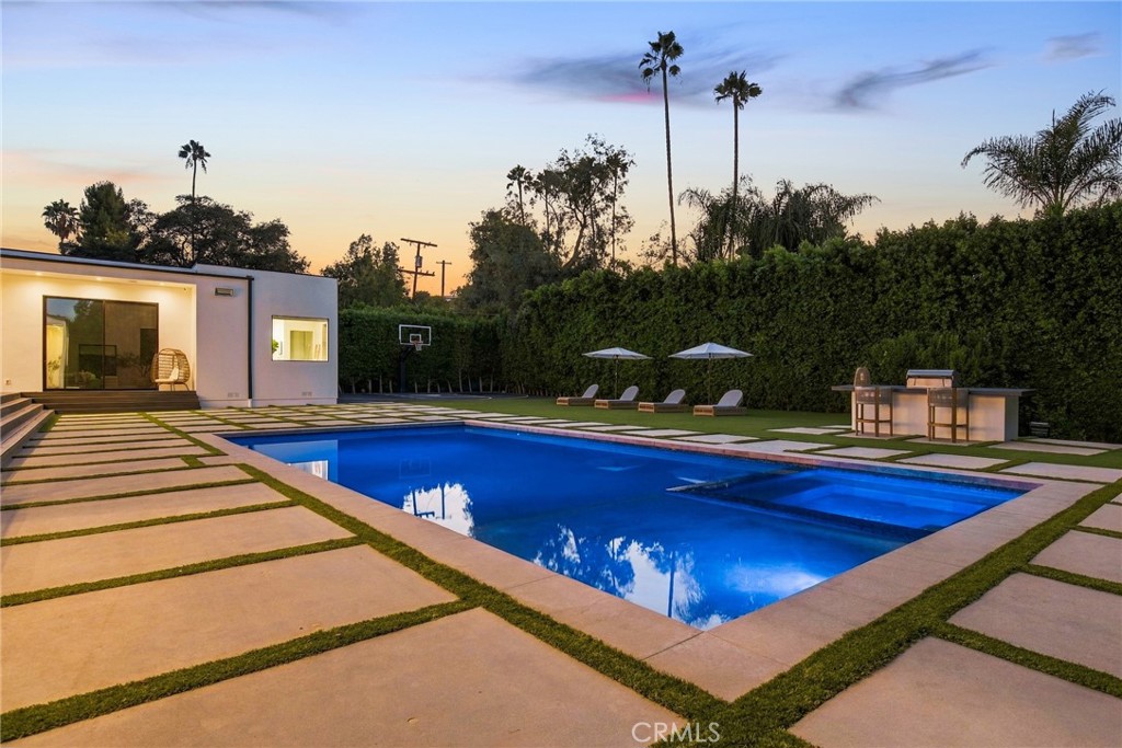 20141 Wells Drive
