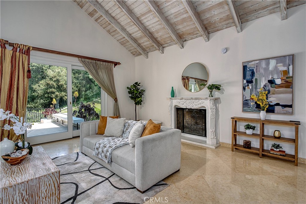 4414 Park Mallorca