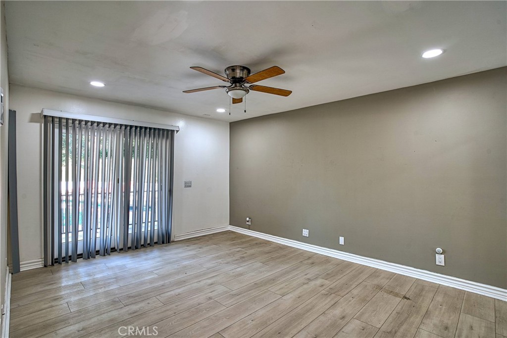4414 Park Mallorca