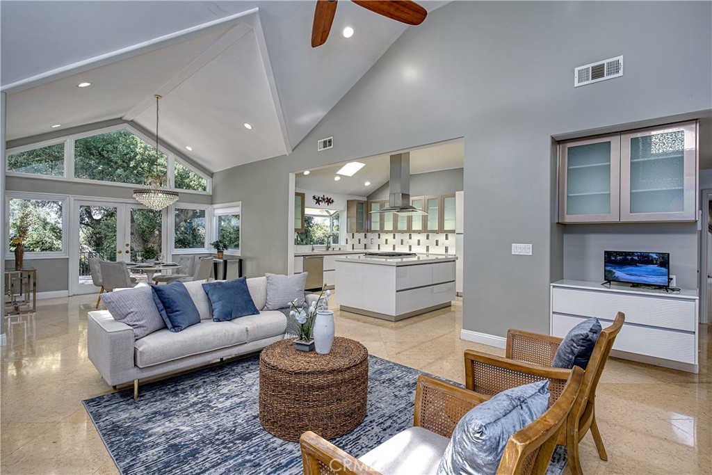 4414 Park Mallorca