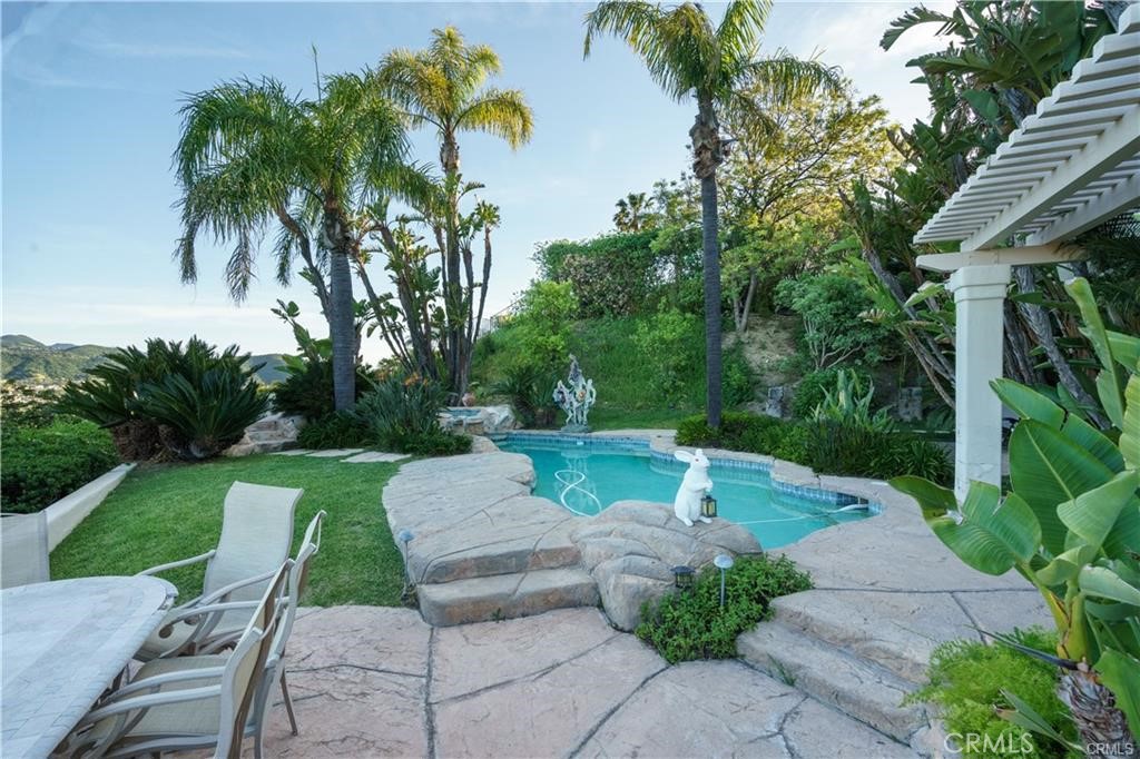 24142 Park Riviera