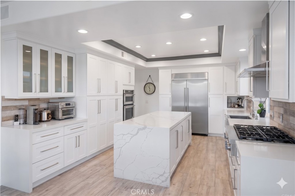 24142 Park Riviera