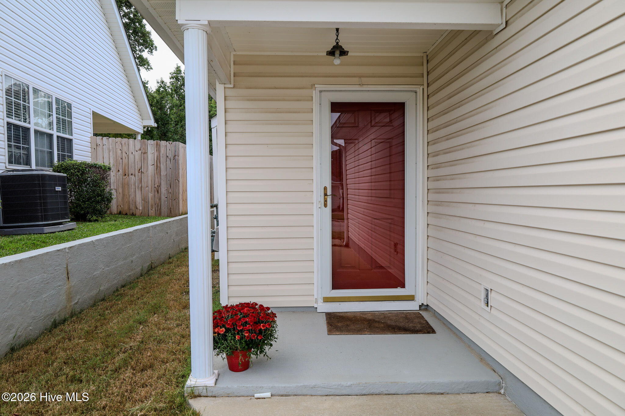 401 Connemara Trail