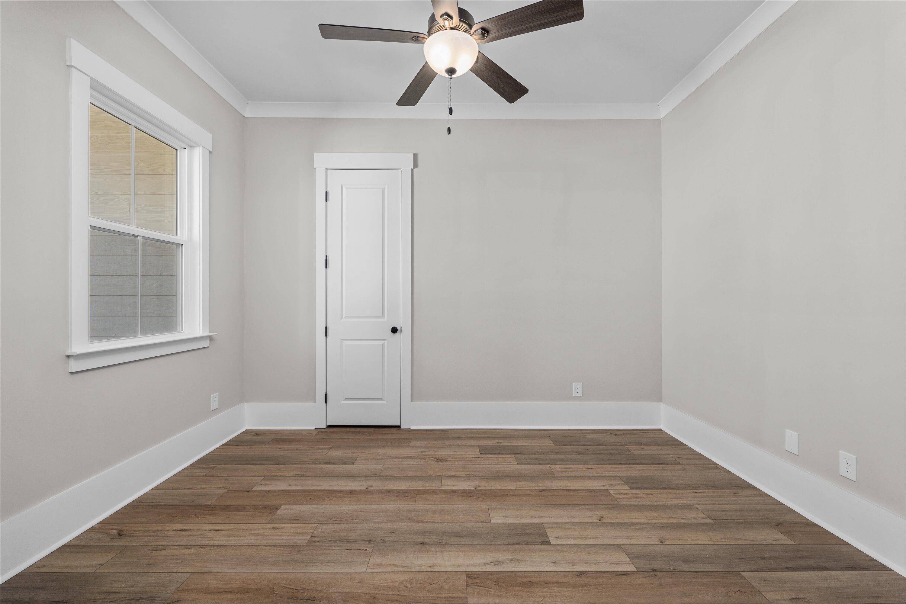 3026 ROSEWOOD DR. Drive