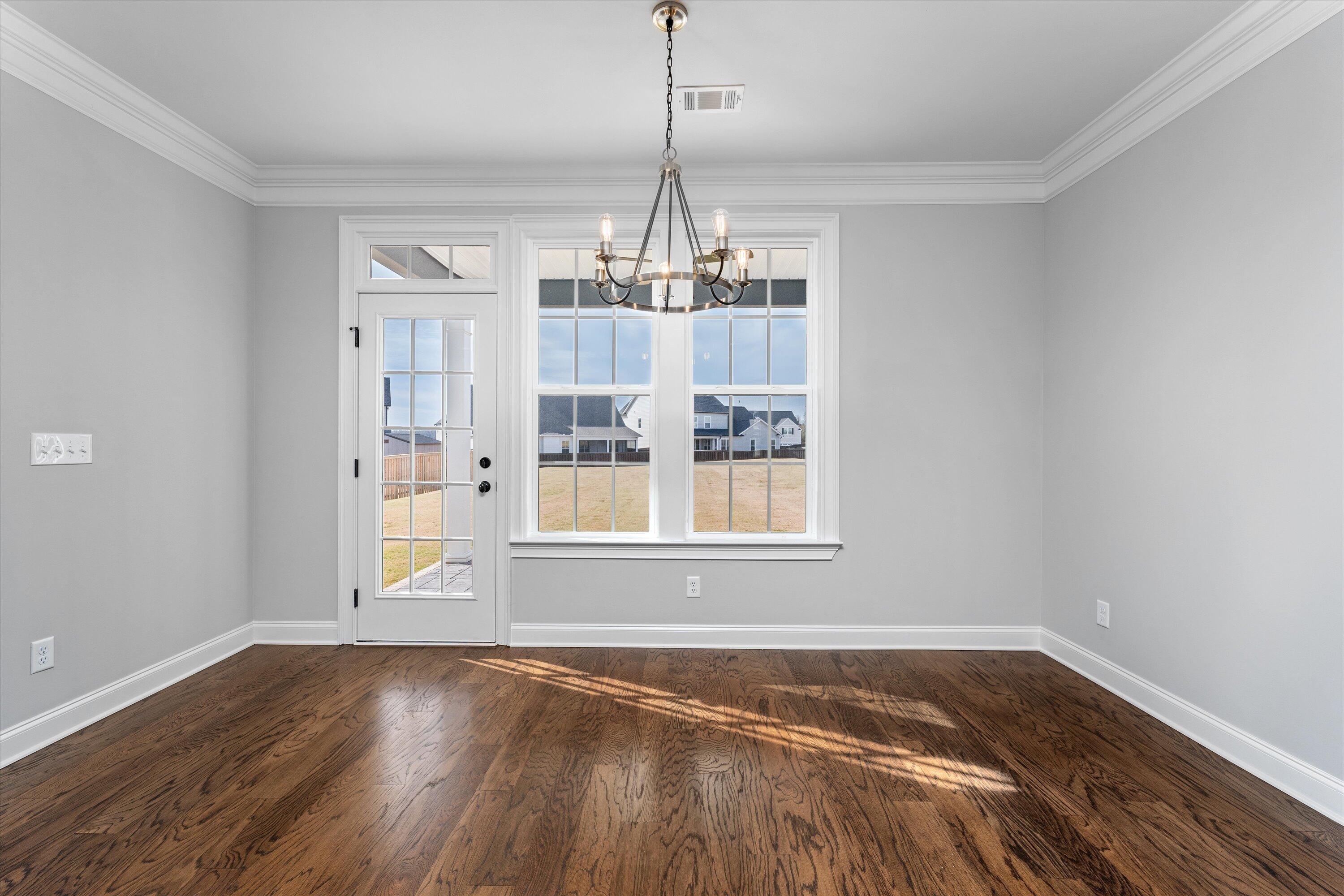 3006 ROSEWOOD DR. Drive