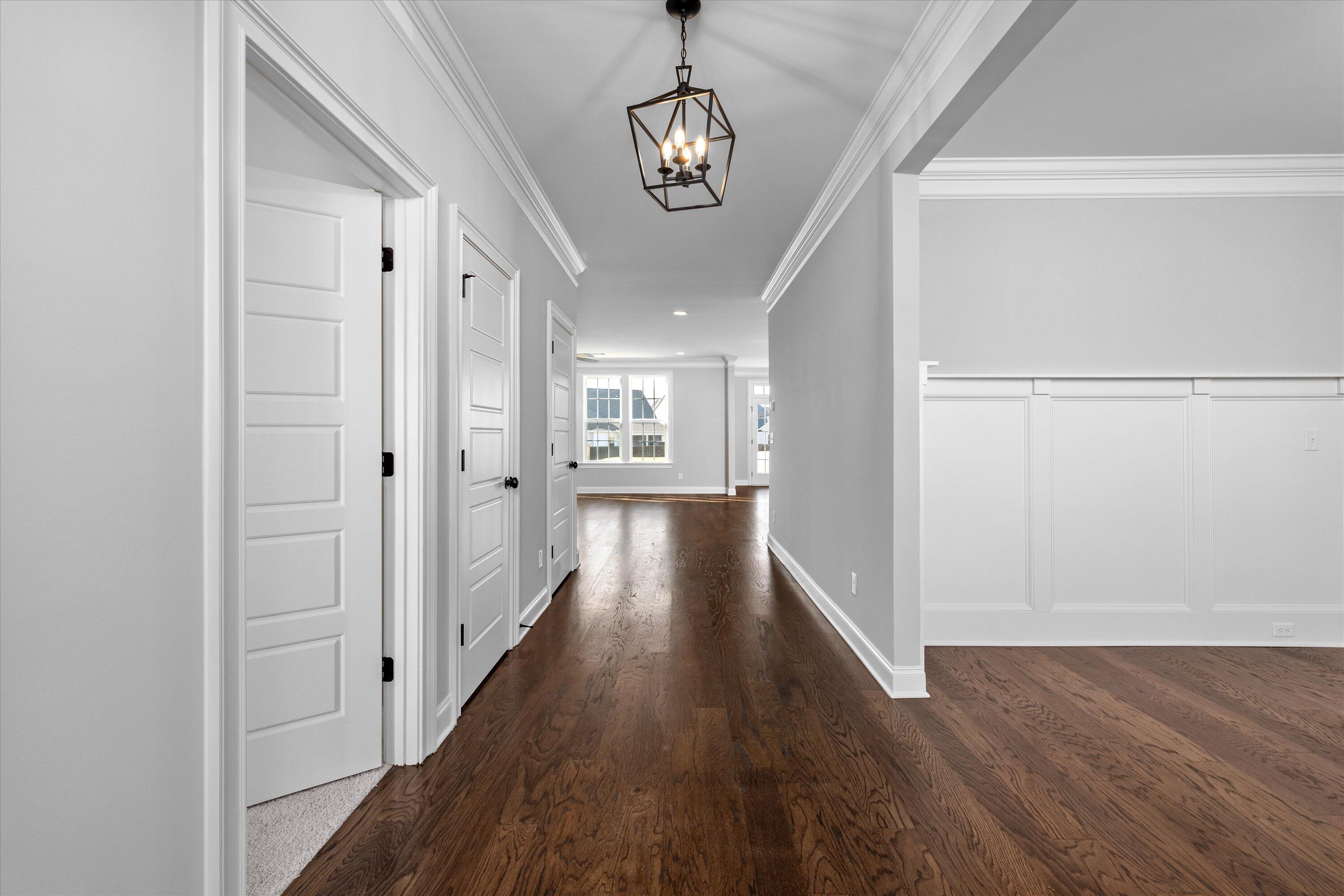 3006 ROSEWOOD DR. Drive