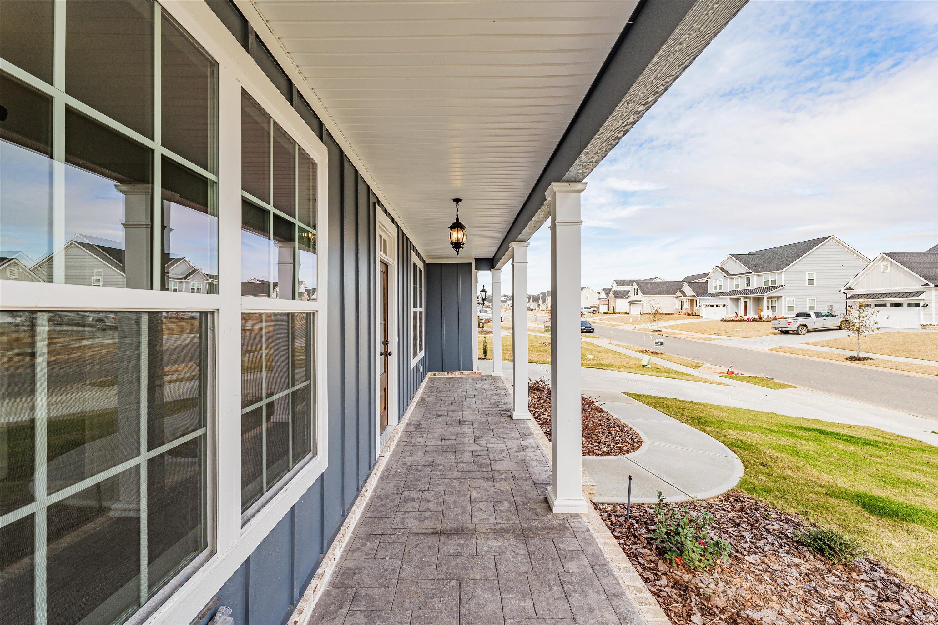 3006 ROSEWOOD DR. Drive