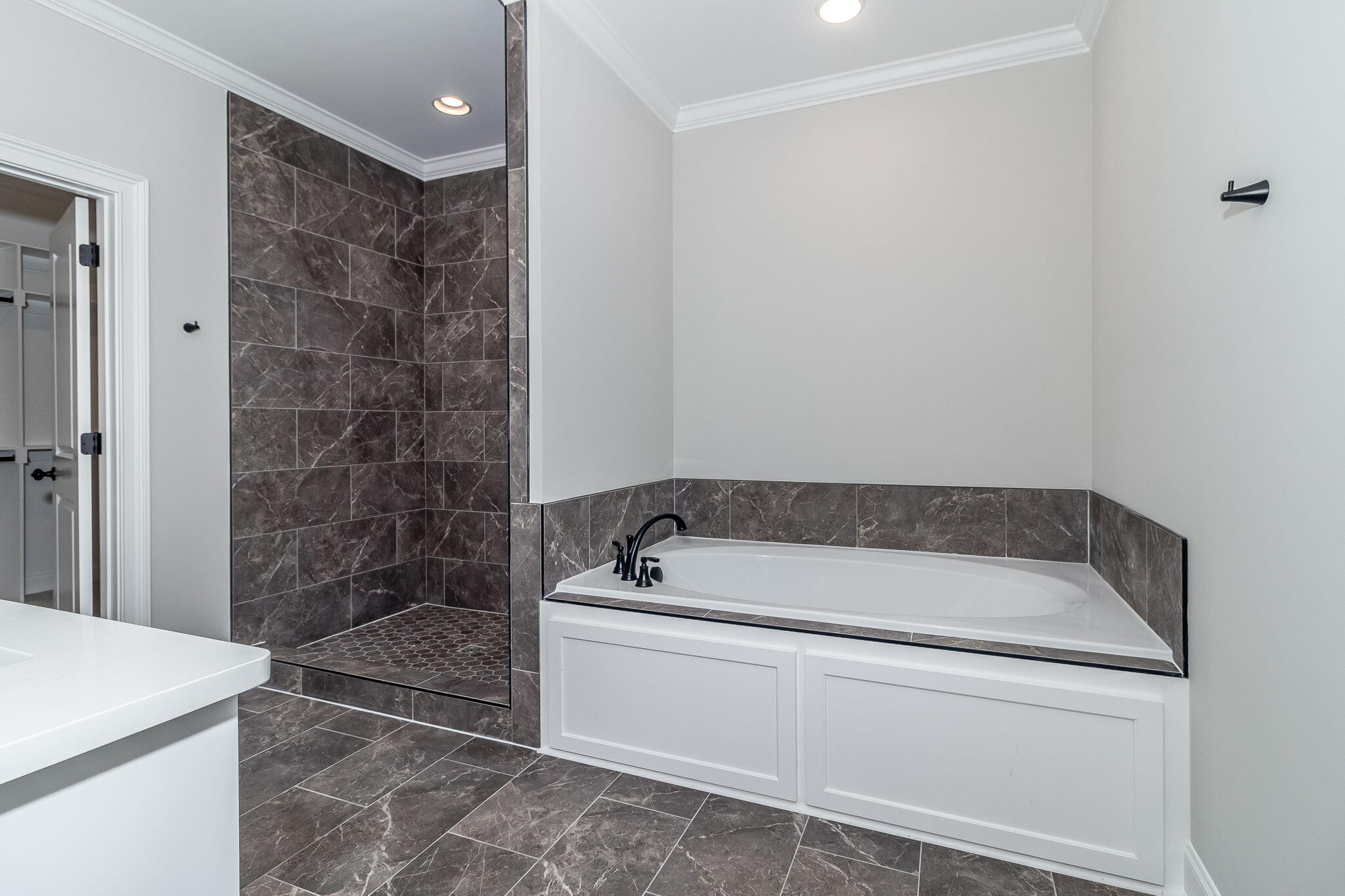 660 WHITNEY SHOALS Road