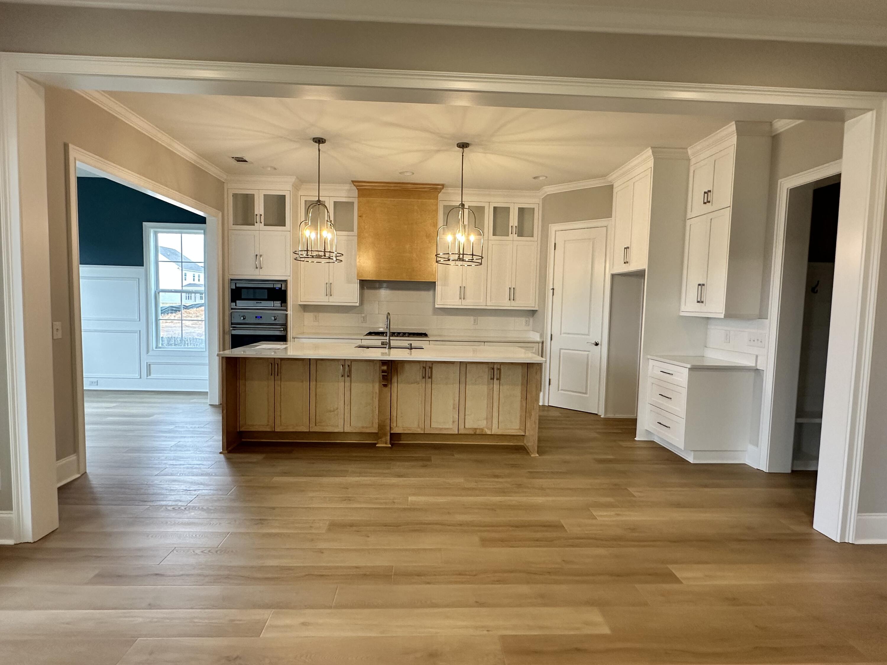 748 WHITNEY SHLS Road