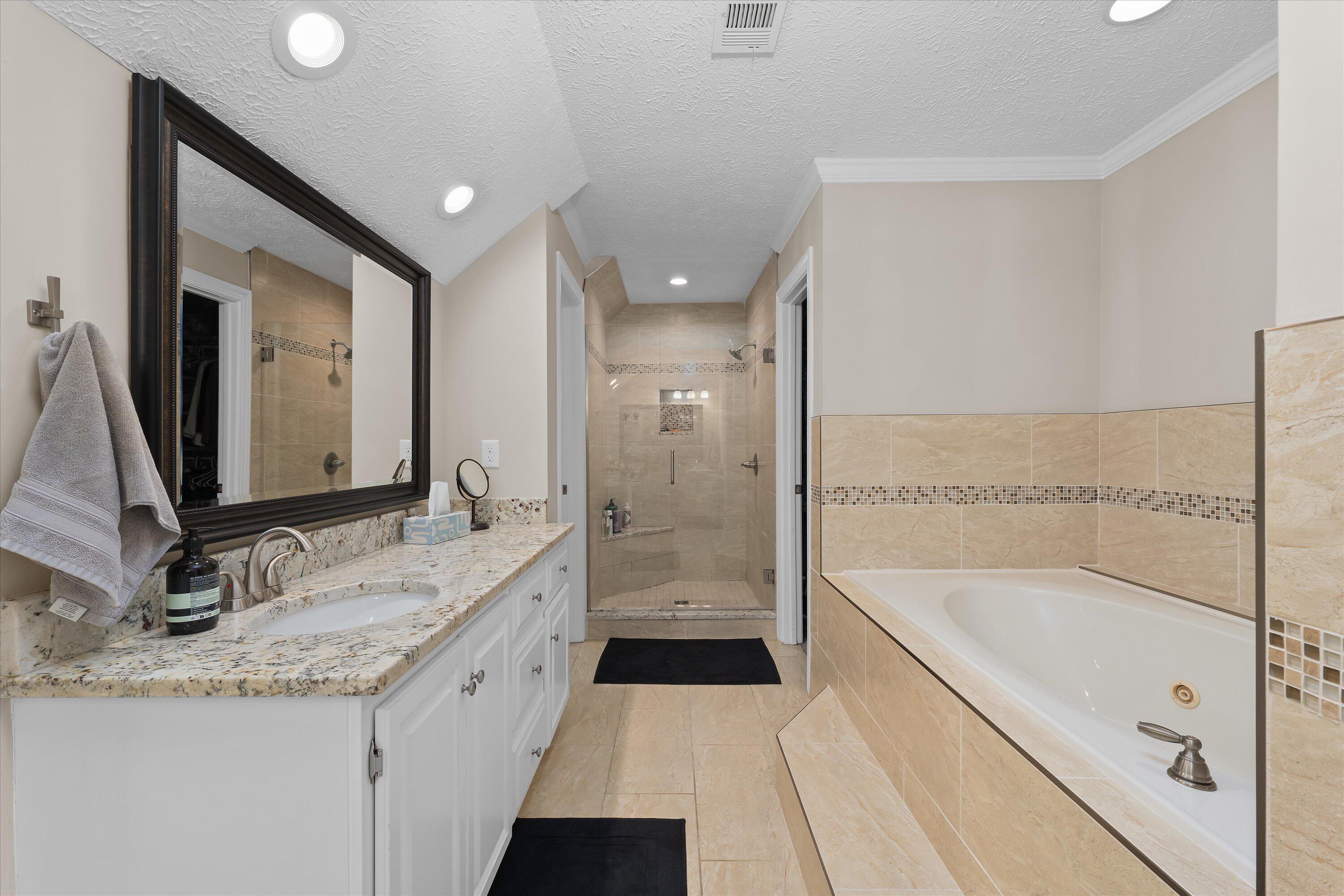 647 WHITEWOOD WAY Way