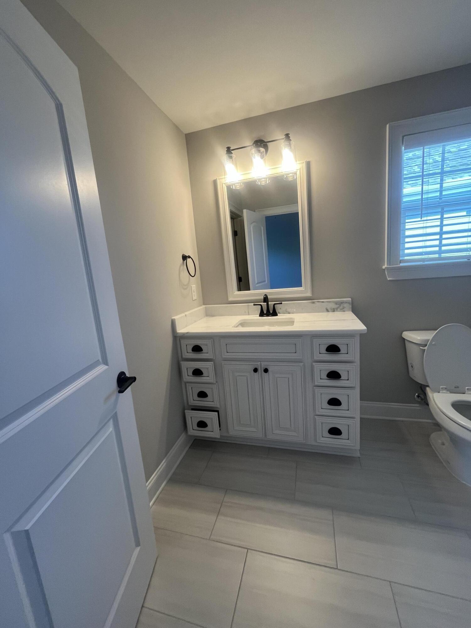 522 OAKLEY GROVE CIRCLE