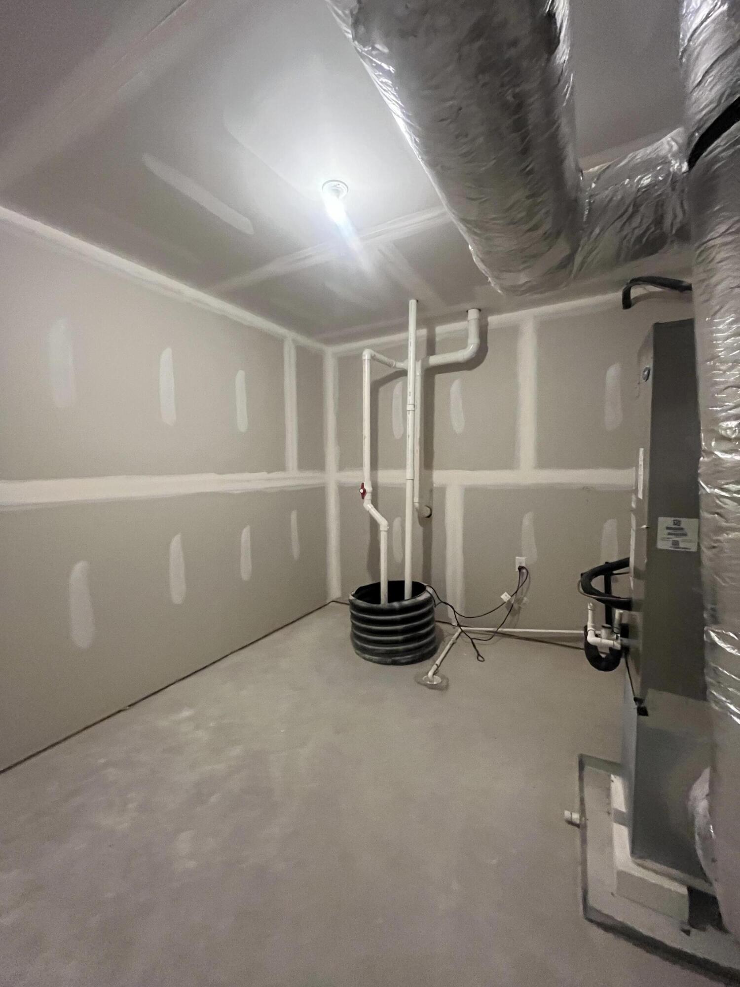 522 OAKLEY GROVE CIRCLE