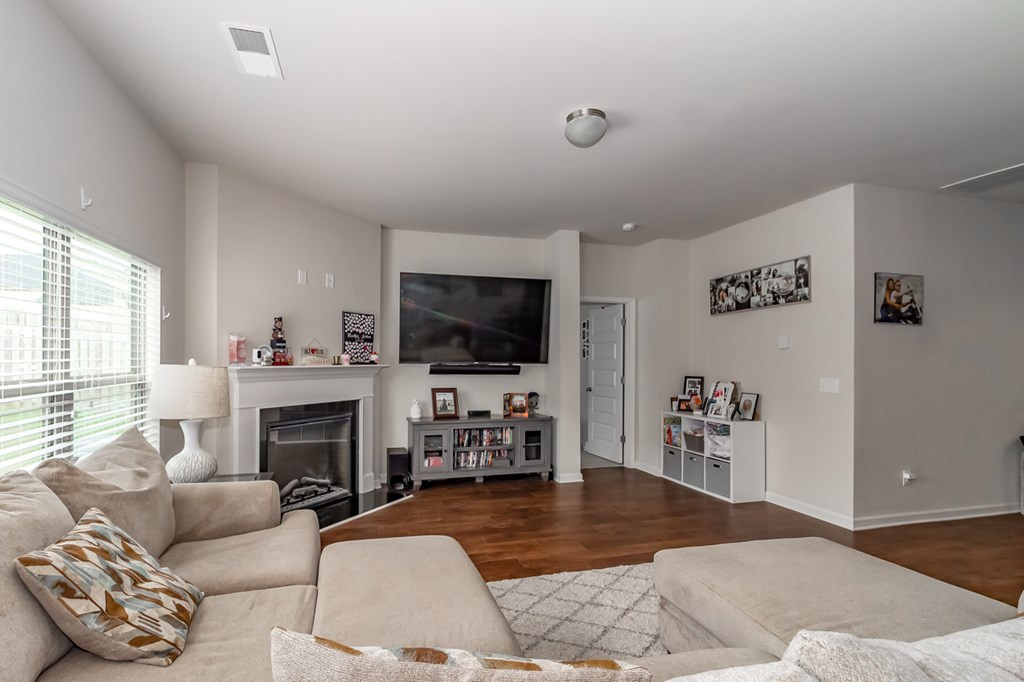 368 STABLEBRIDGE Drive