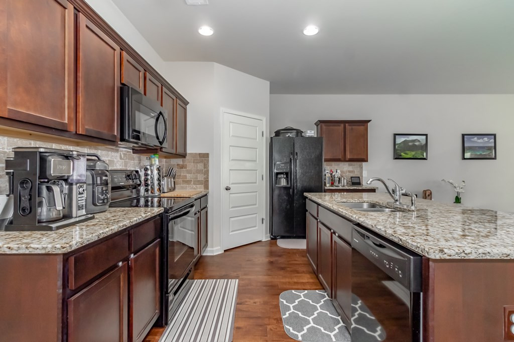 368 STABLEBRIDGE Drive