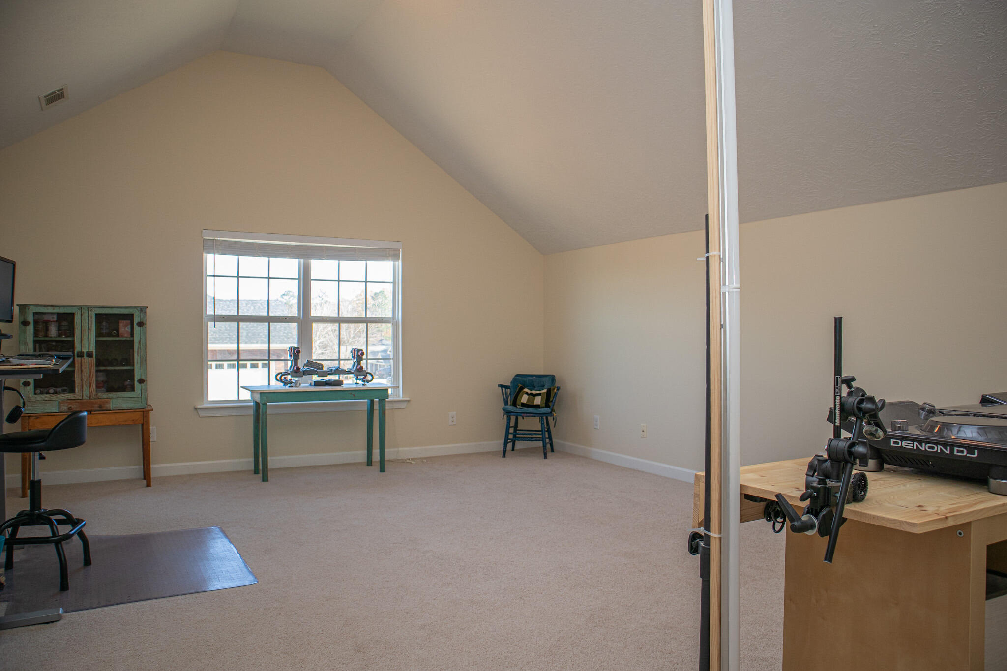 5119 WELLS DR. Drive