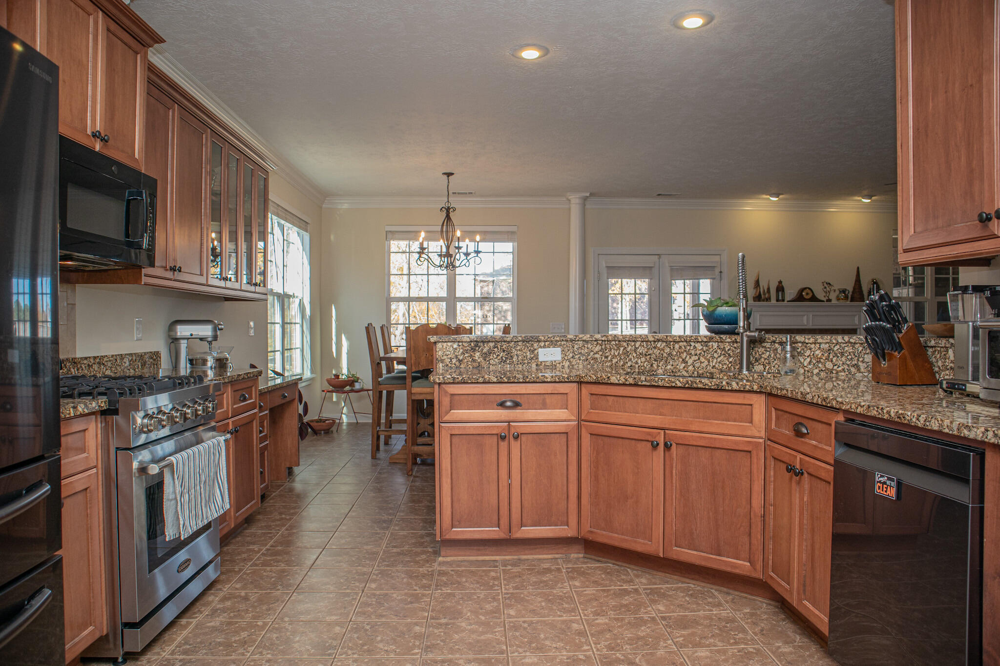 5119 WELLS DR. Drive