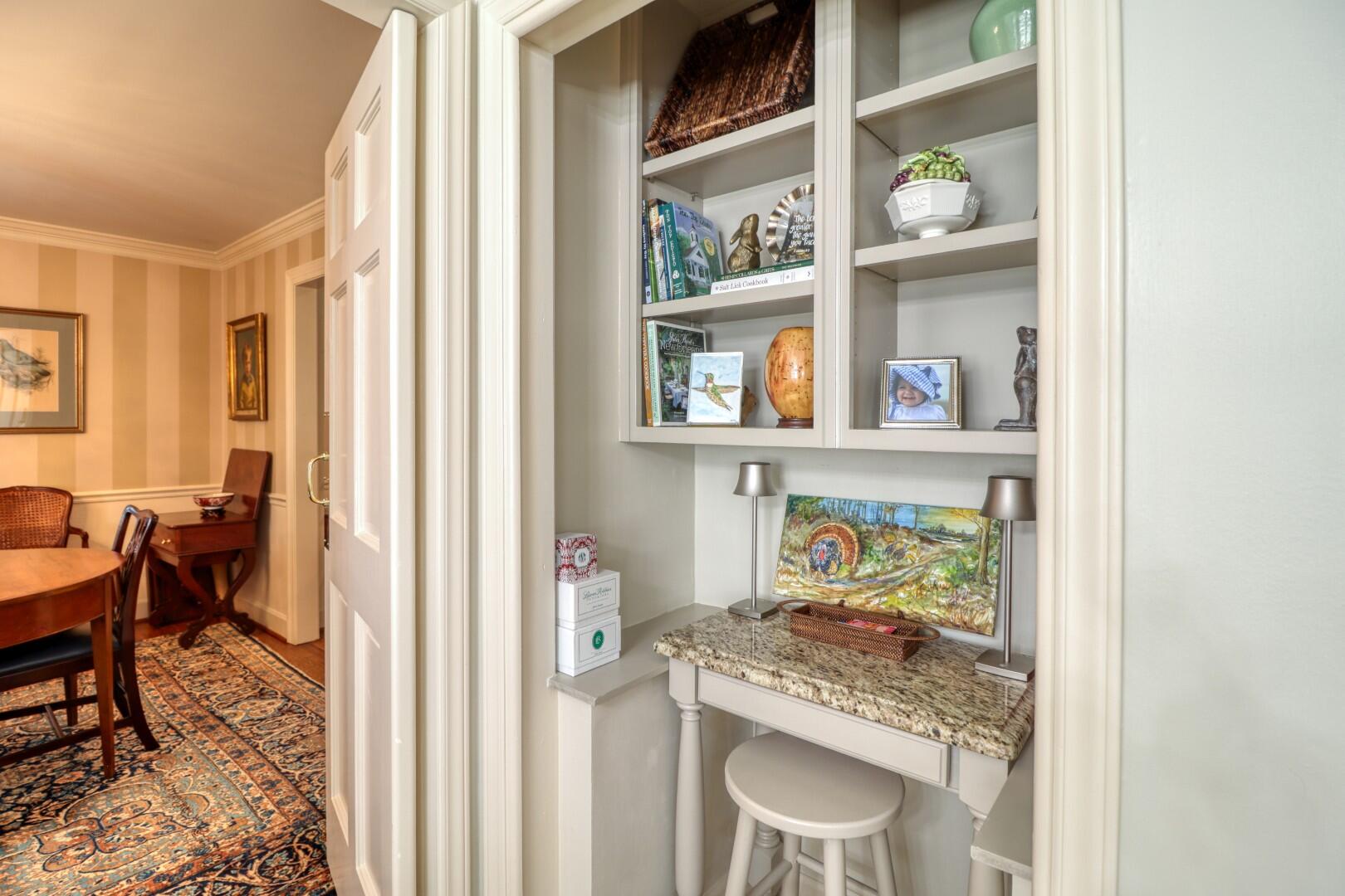 521 WINCHESTER Drive