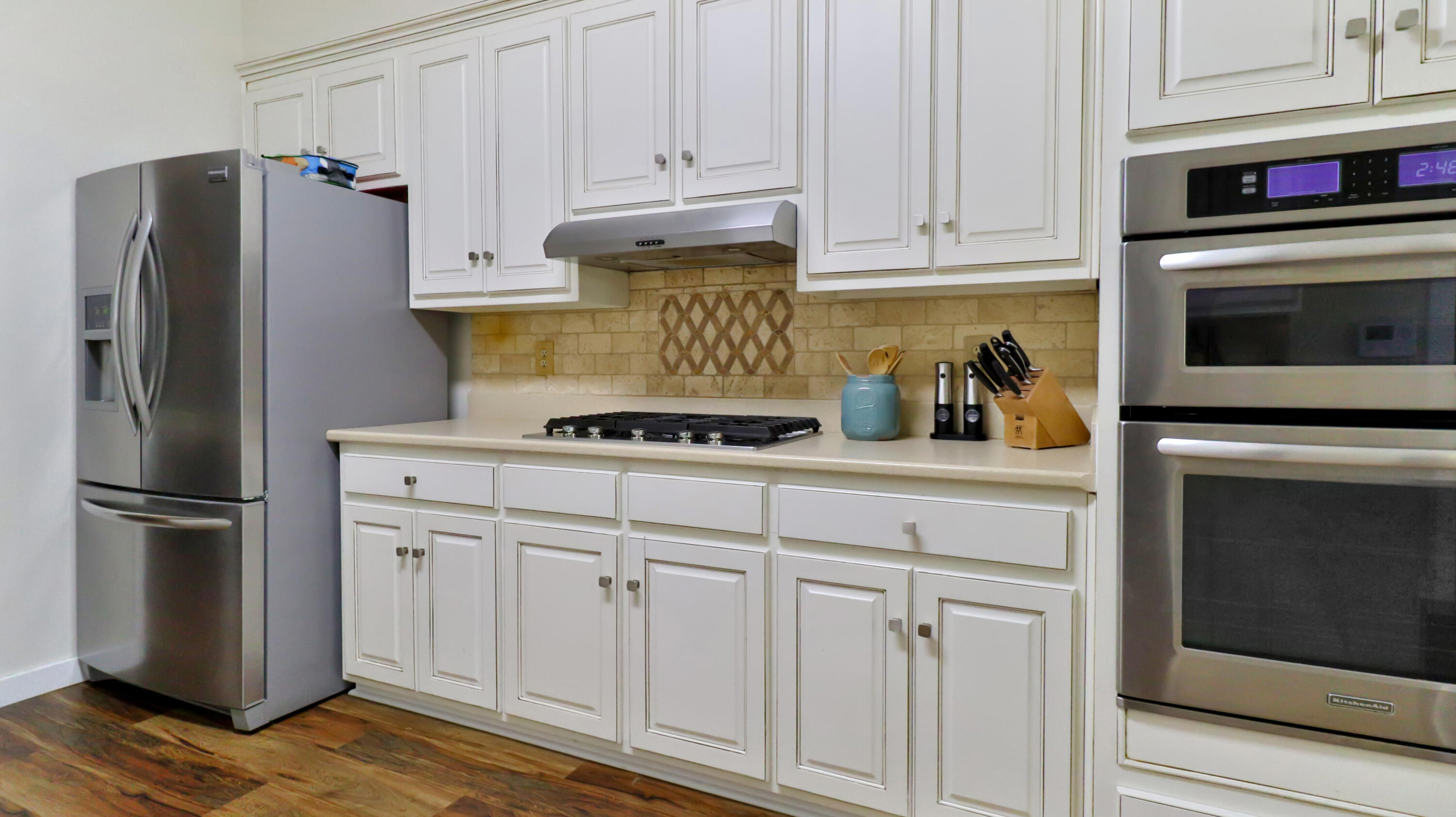 992 WINDMILL LANE Lane