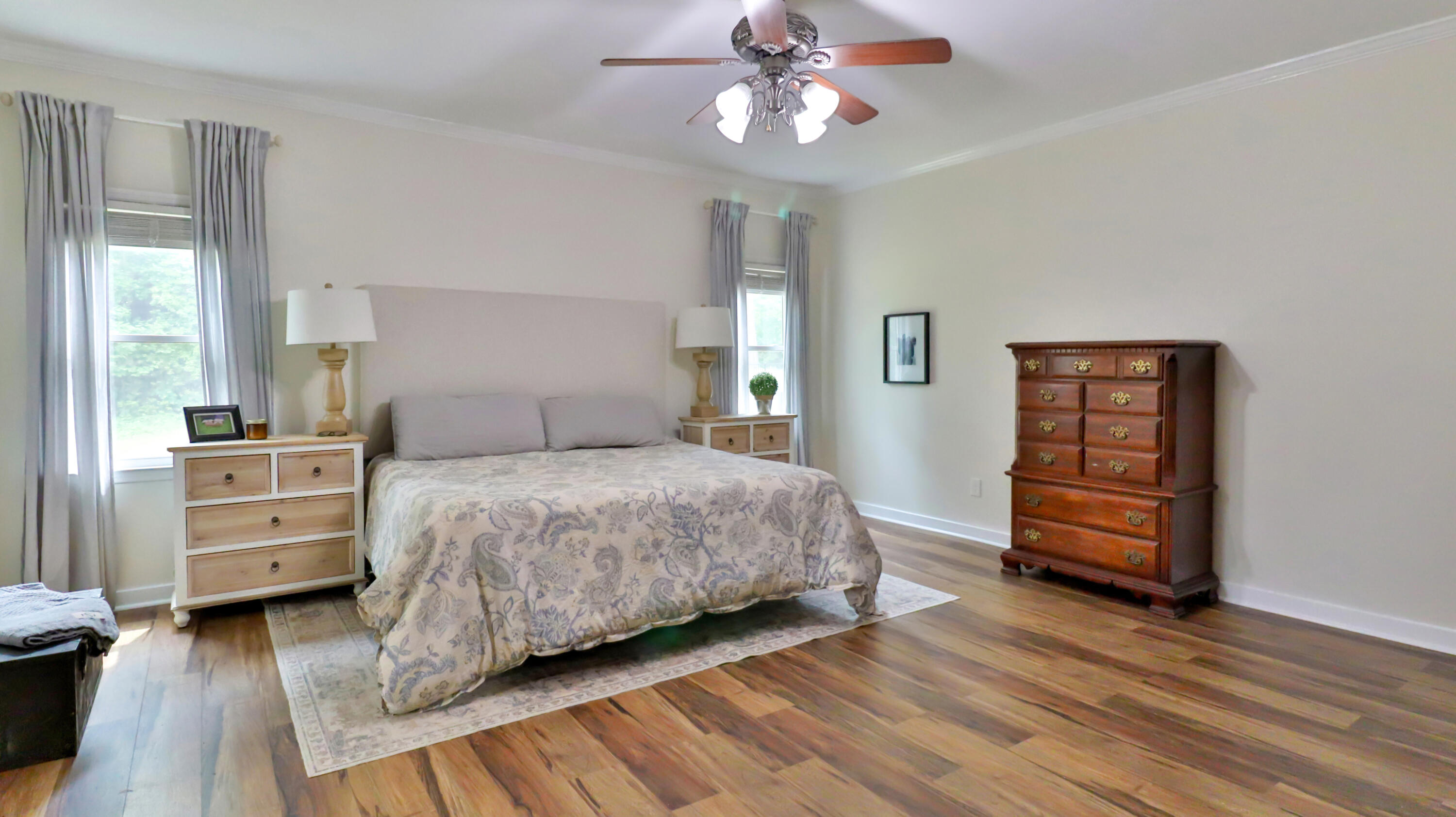 992 WINDMILL LANE Lane