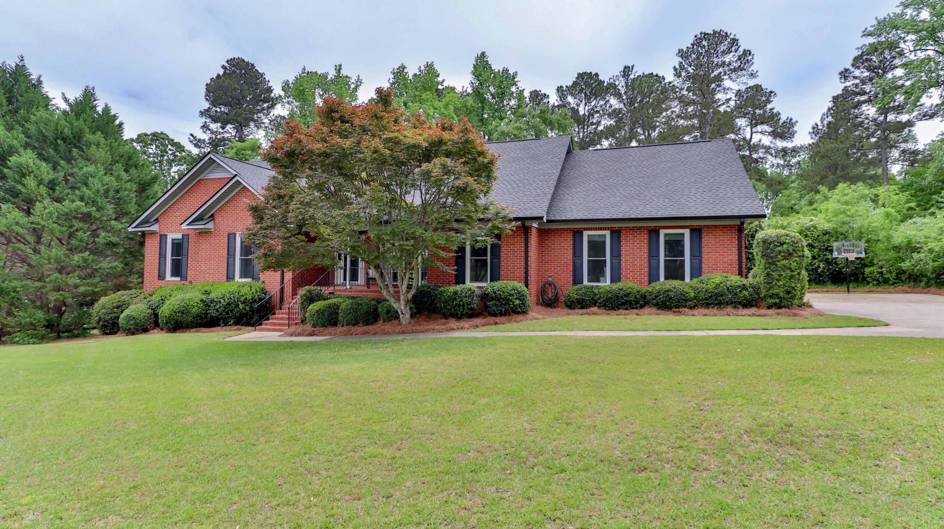 992 WINDMILL LANE Lane