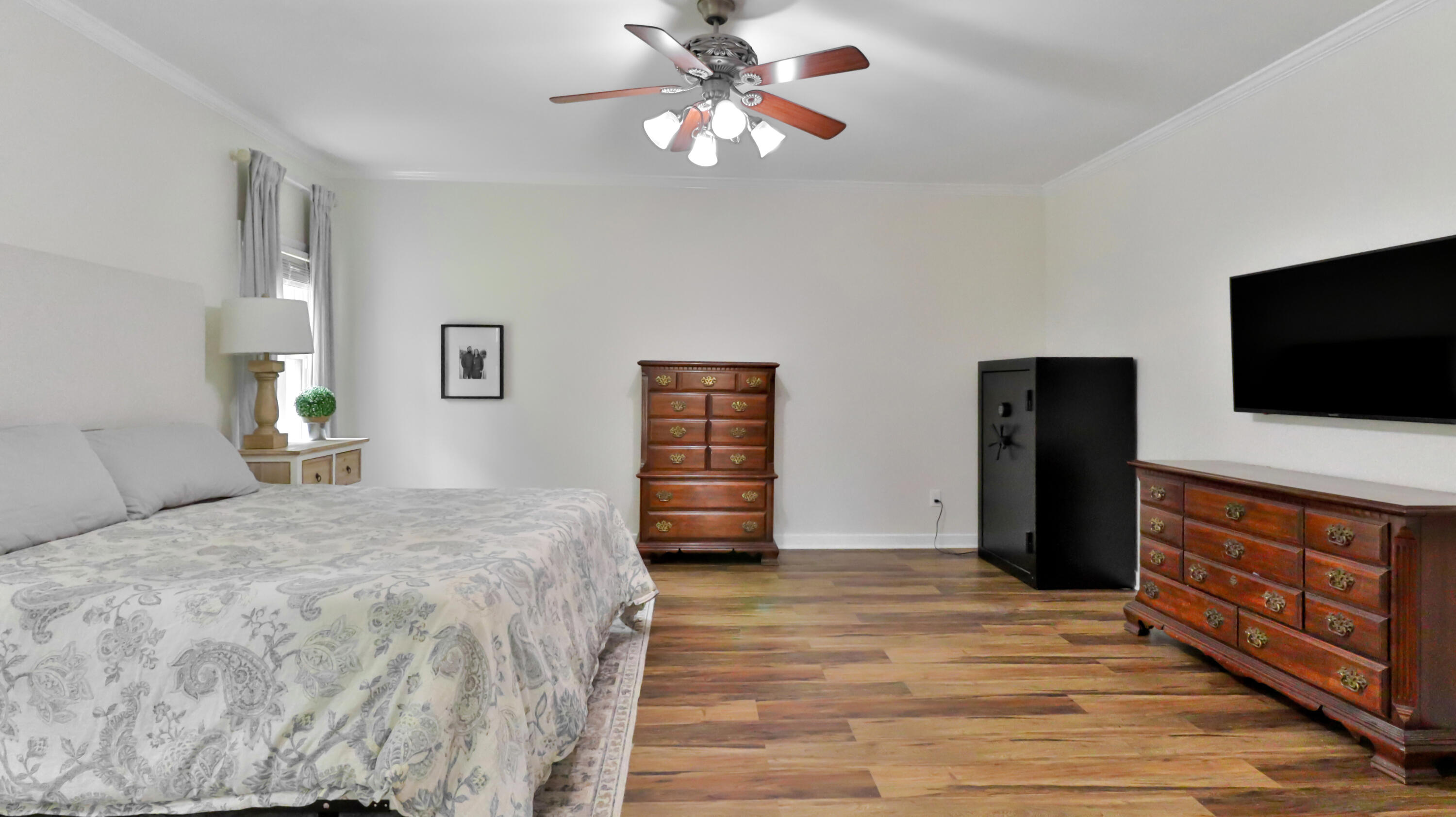 992 WINDMILL LANE Lane