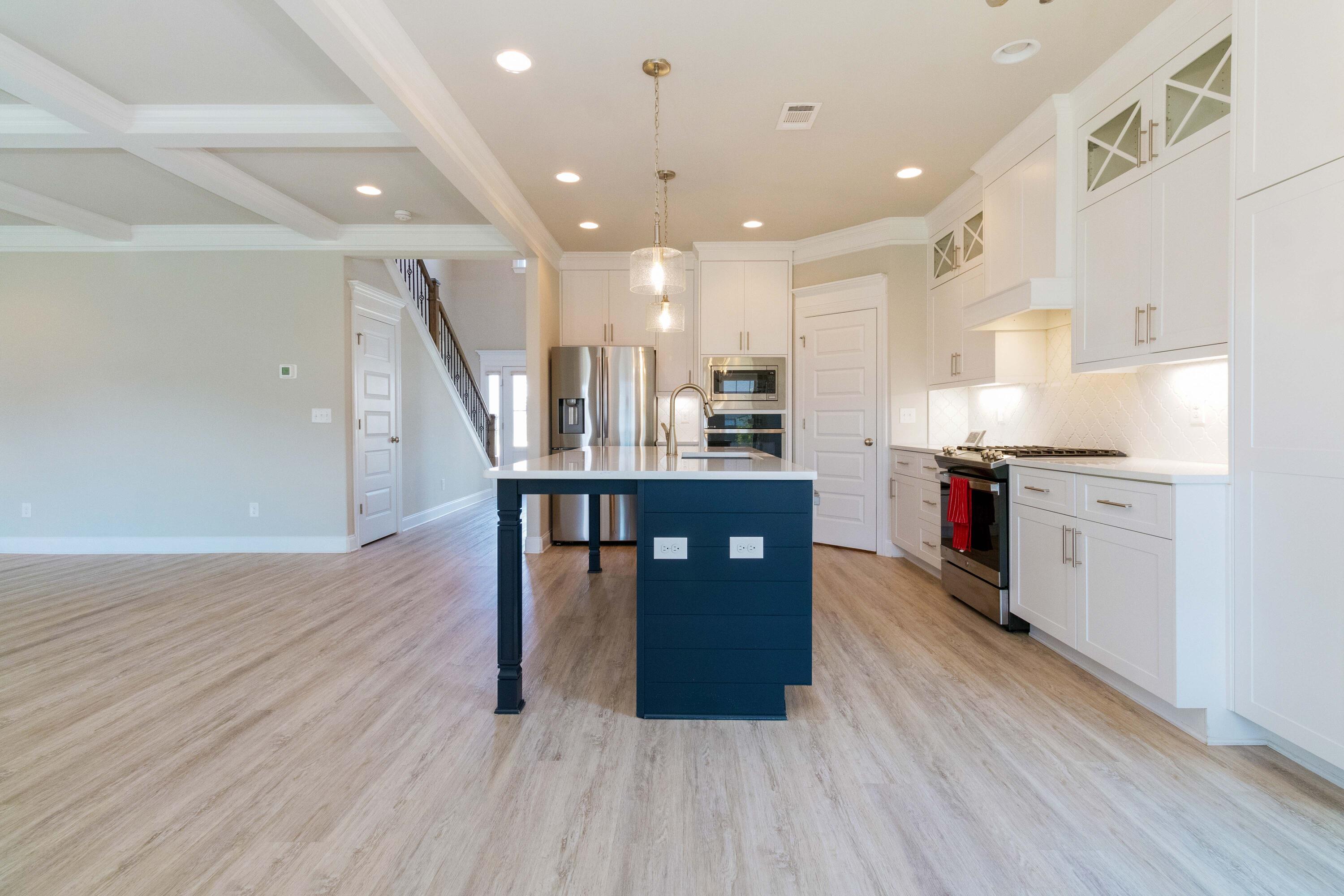 3048 Rosewood Dr. Drive