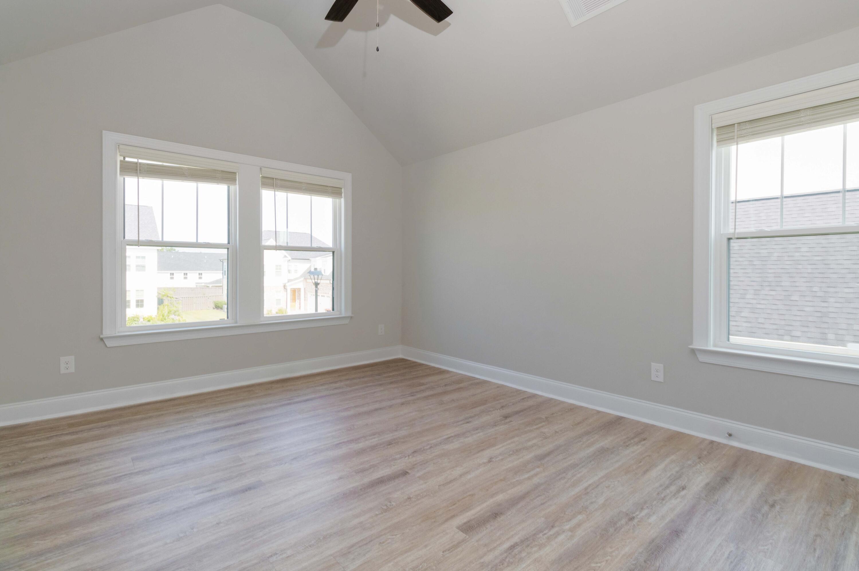 3048 Rosewood Dr. Drive