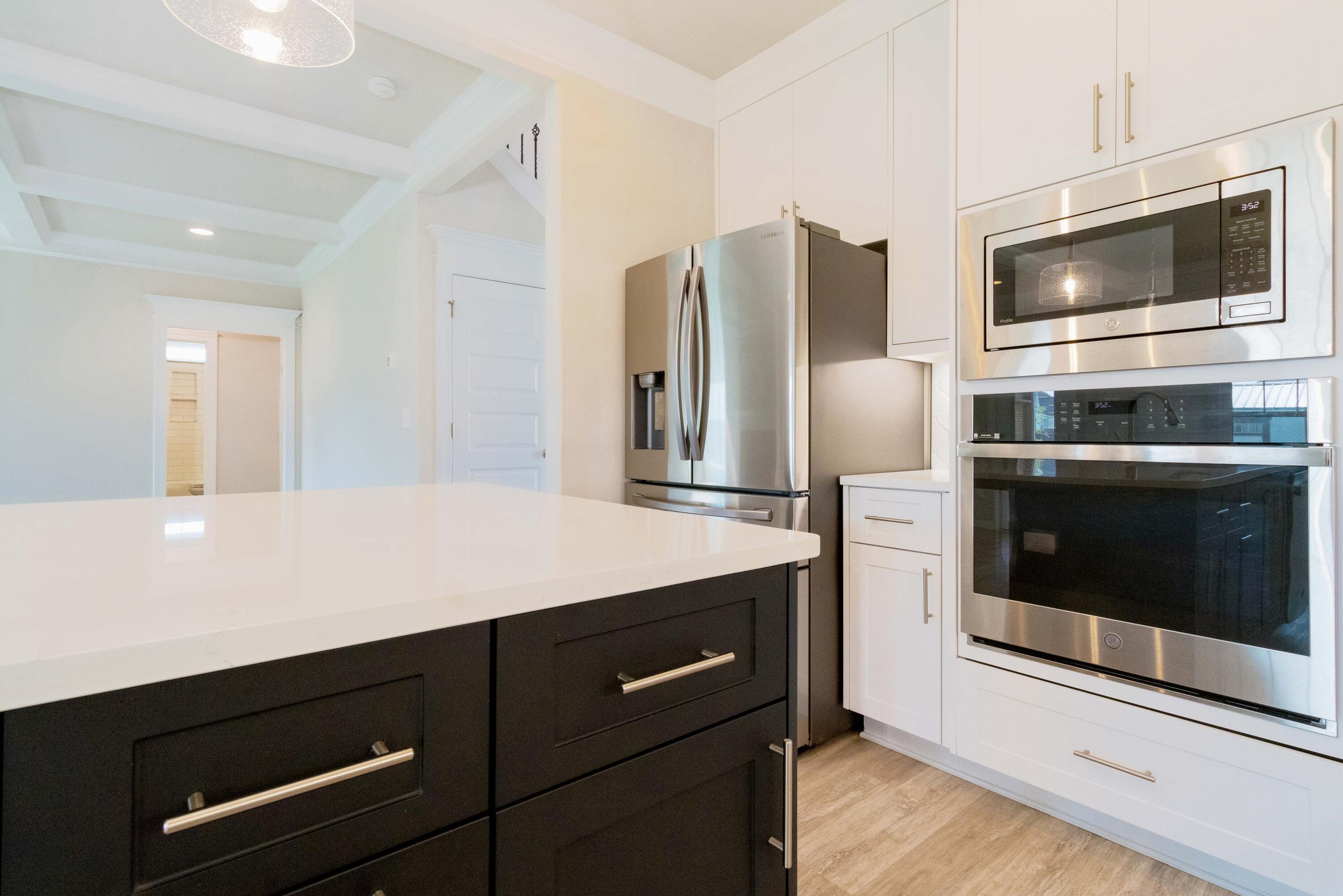 3048 Rosewood Dr. Drive