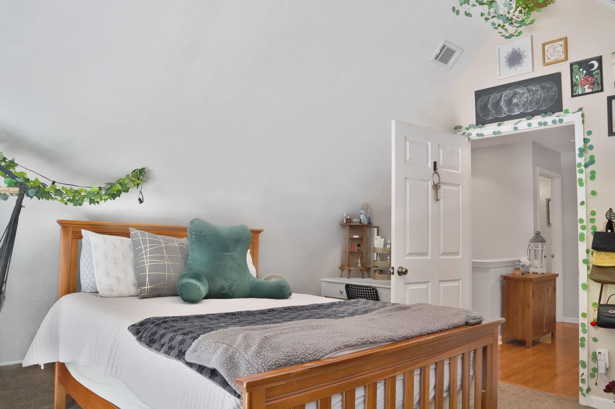 103 Walnut Branch Court