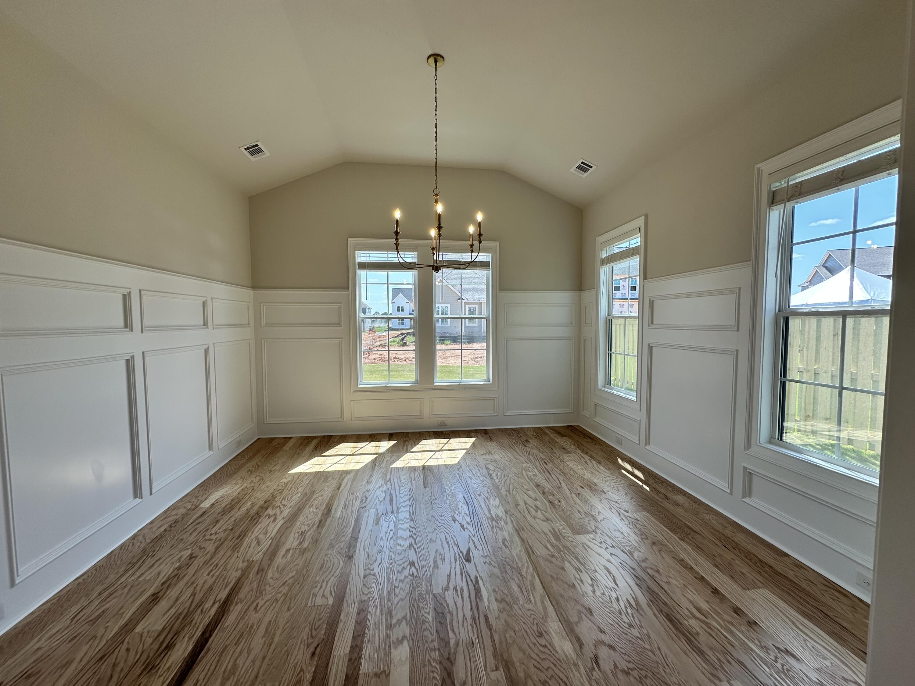 834 Sparrow Pointe Avenue