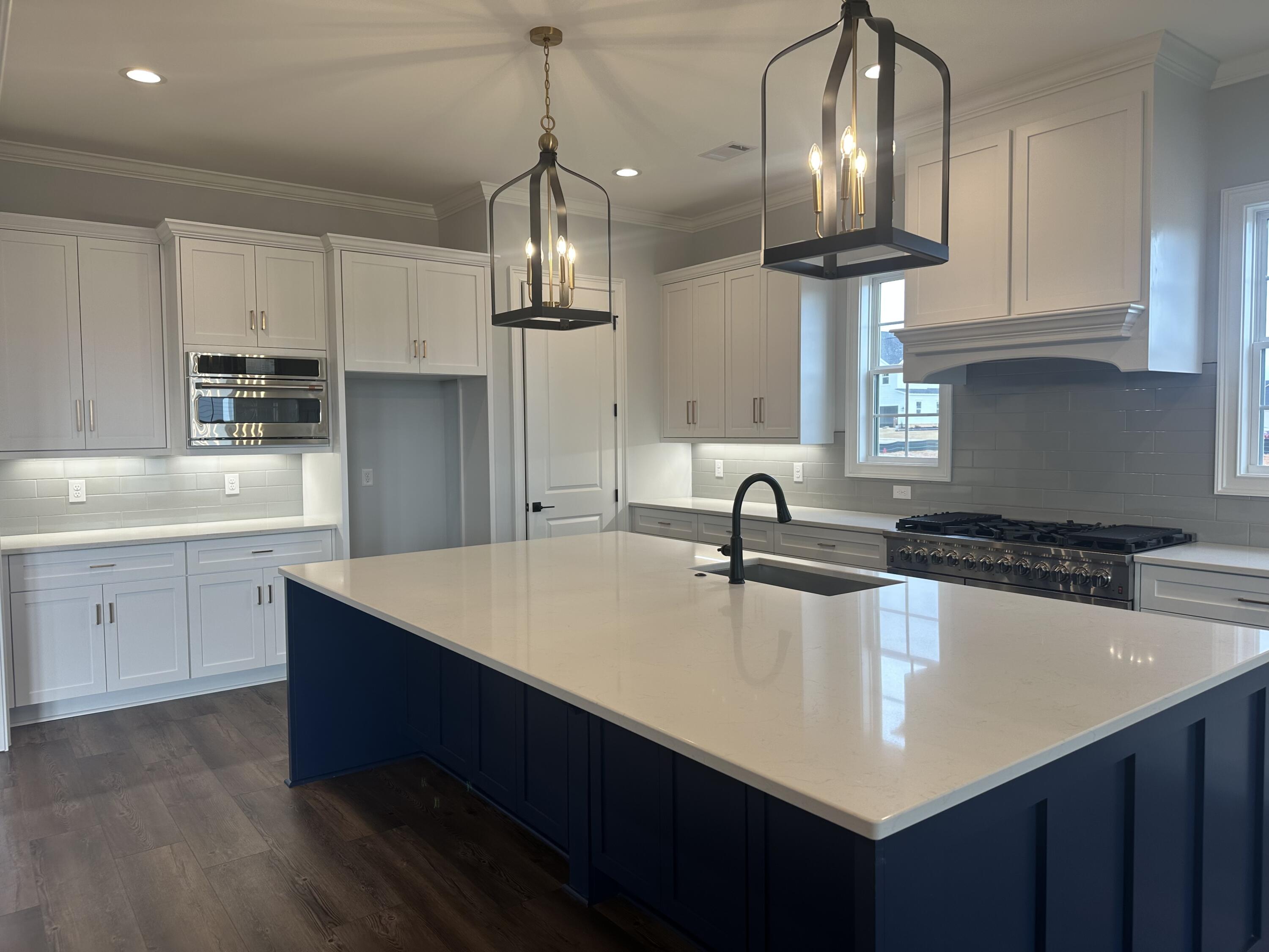 844 Sparrow Pointe Avenue