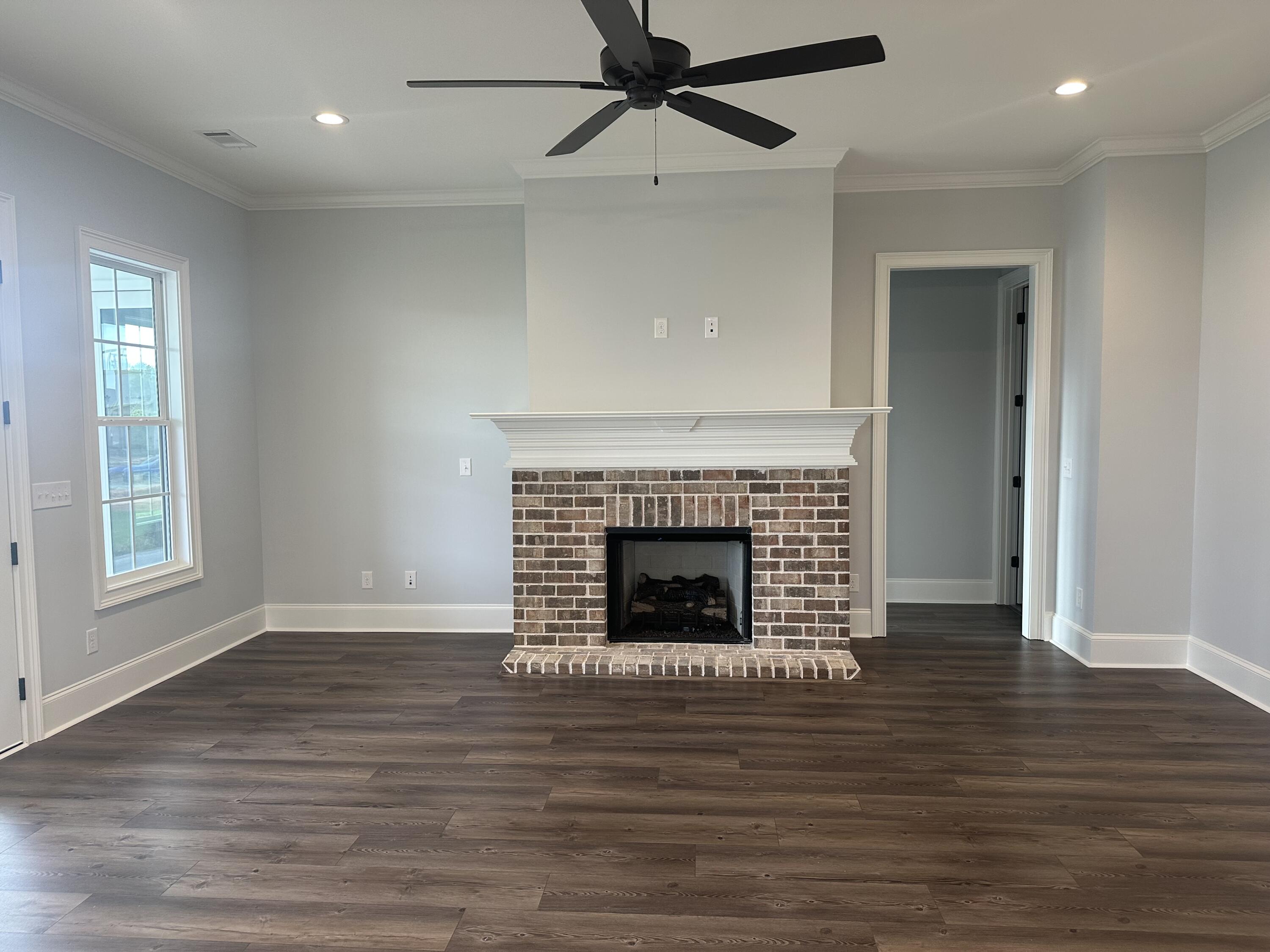 844 Sparrow Pointe Avenue