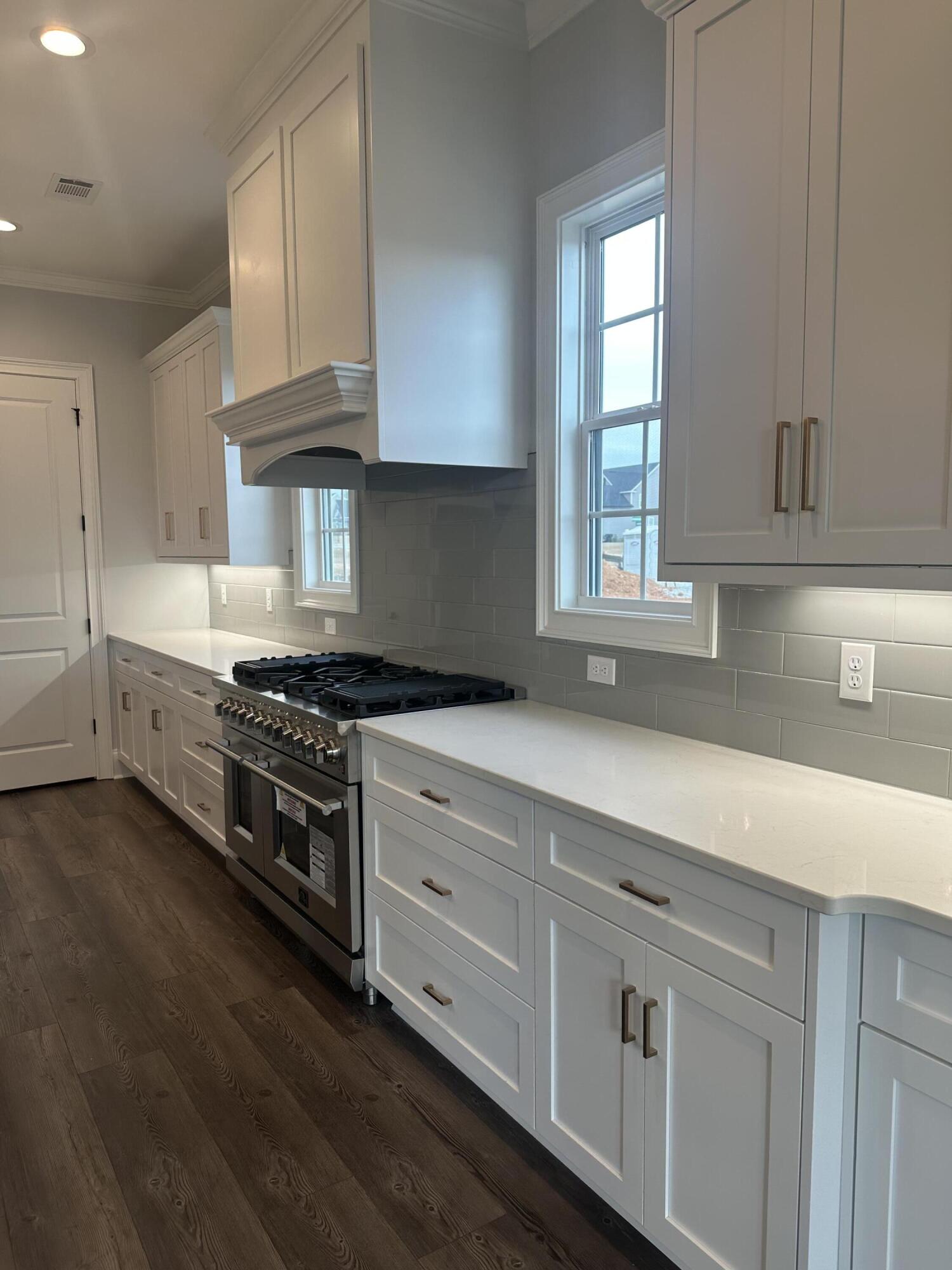 844 Sparrow Pointe Avenue