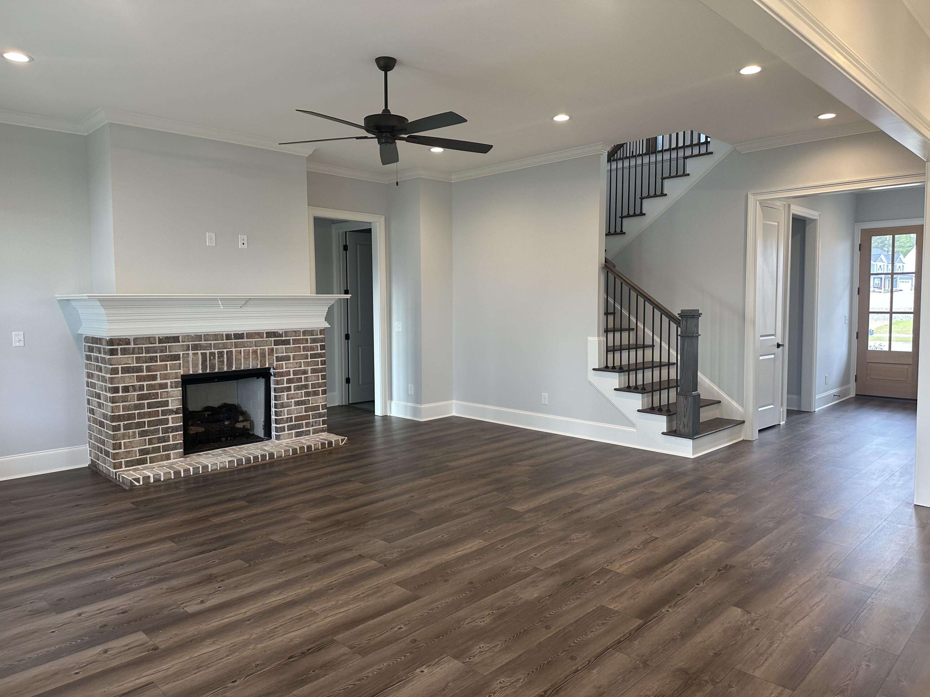 844 Sparrow Pointe Avenue