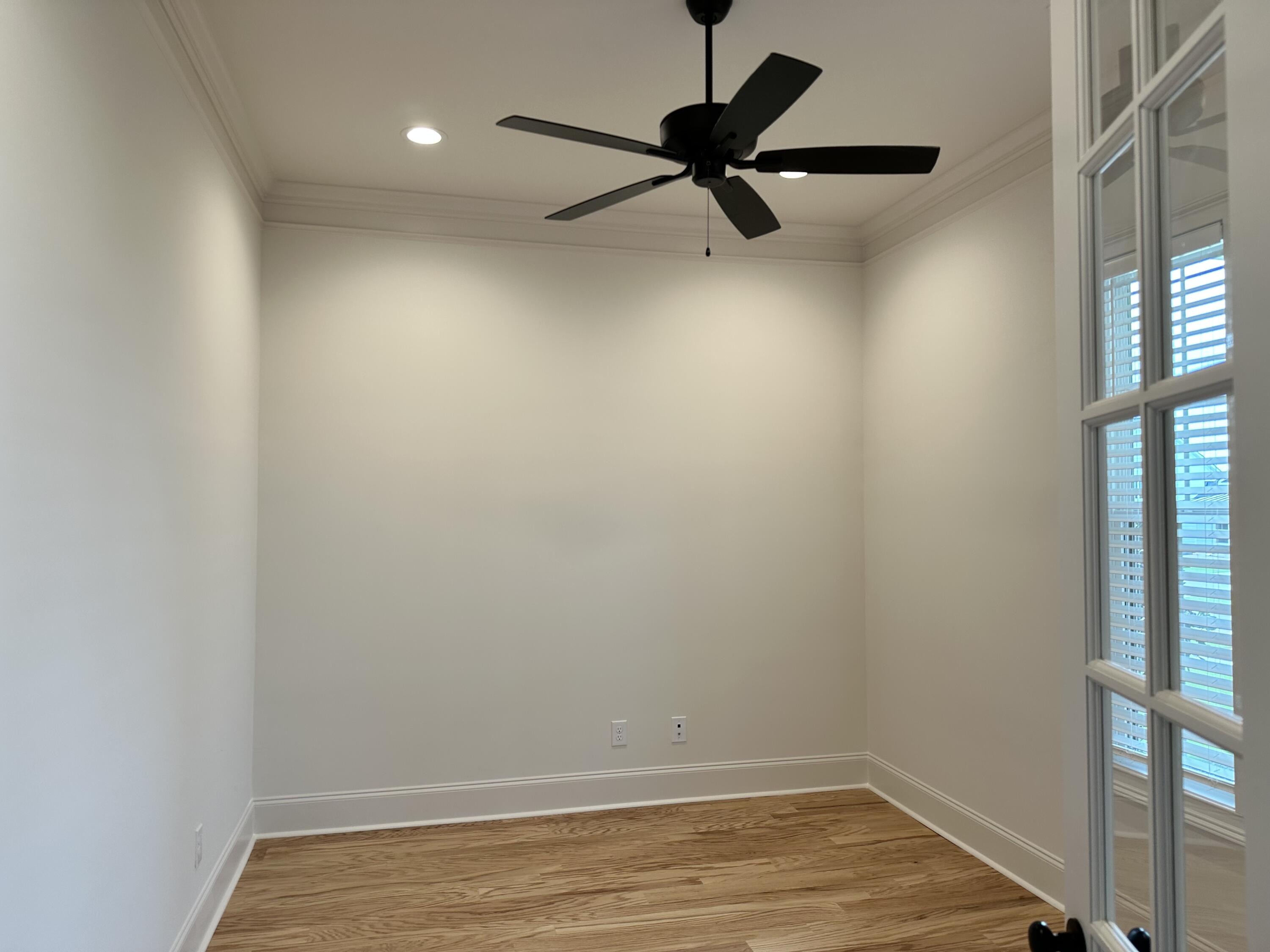 823 Sparrow Point Ave