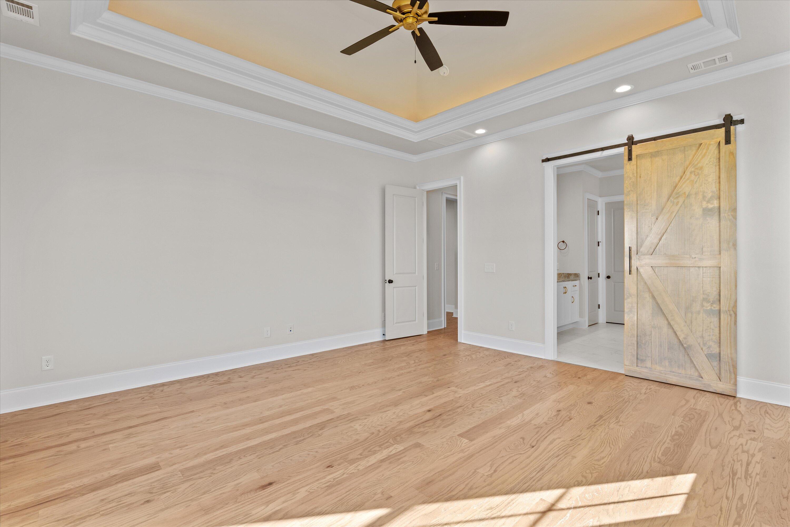 407 Woodlawn St.