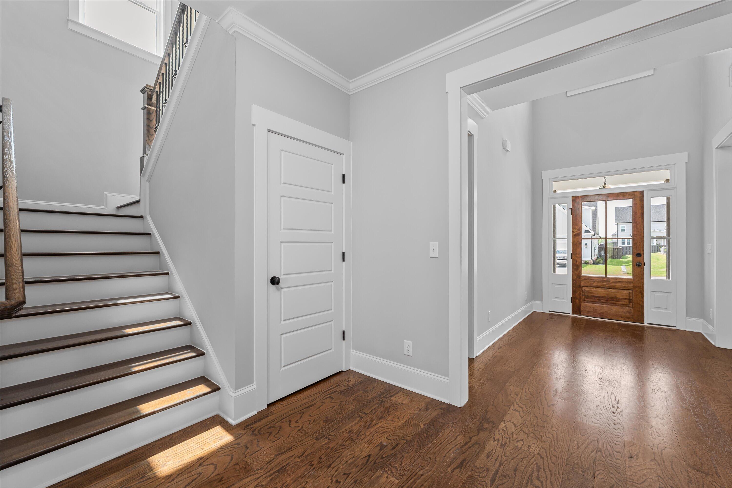 3001 Rosewood Drive