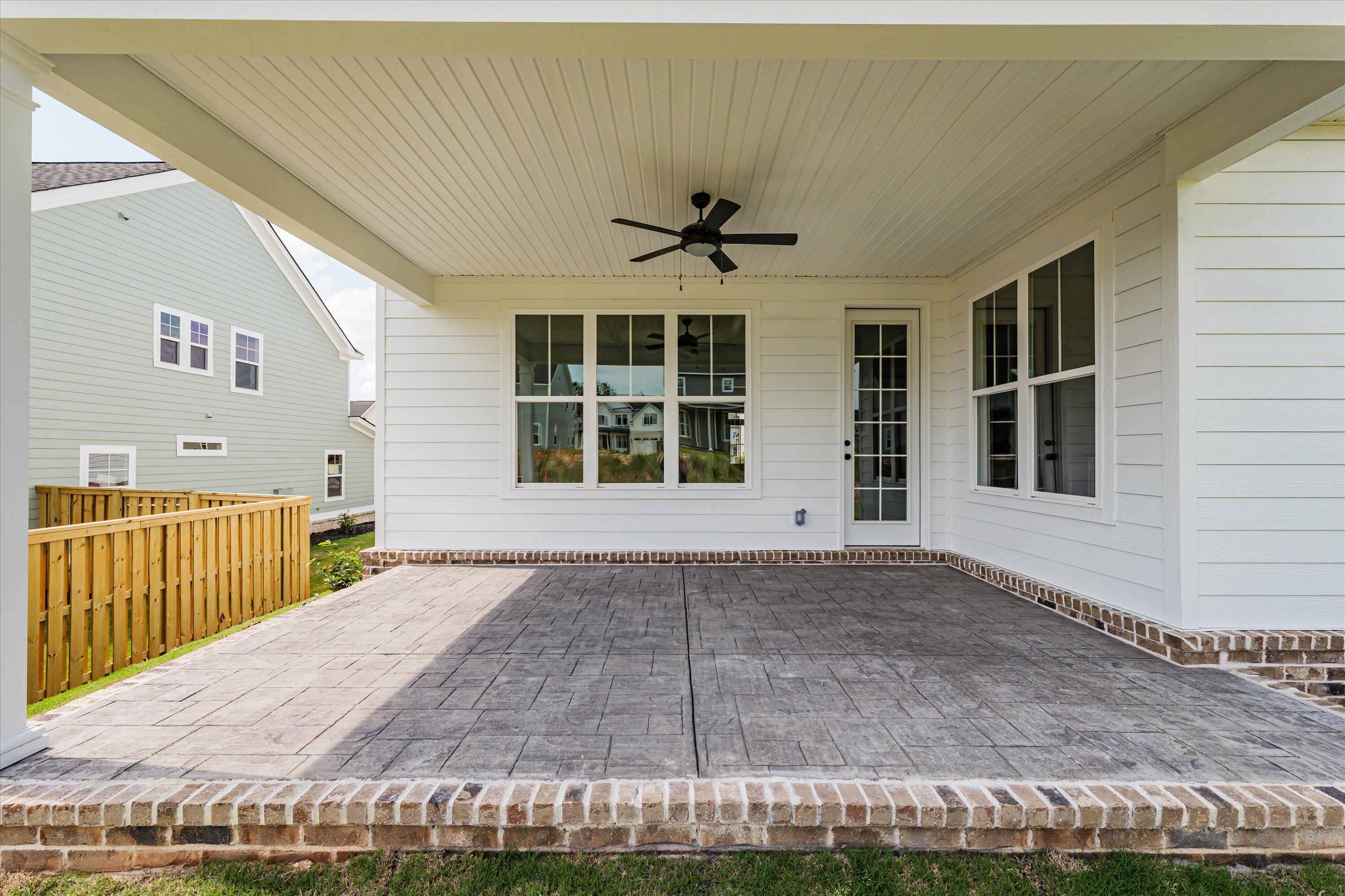 3001 Rosewood Drive
