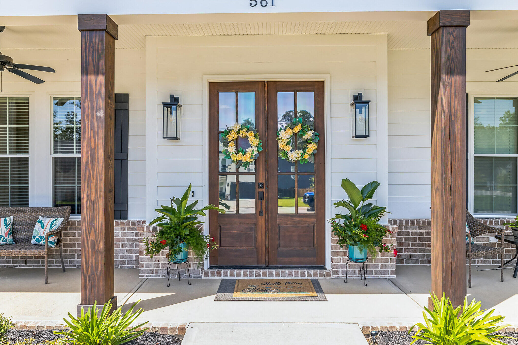 561 River Oaks Lane