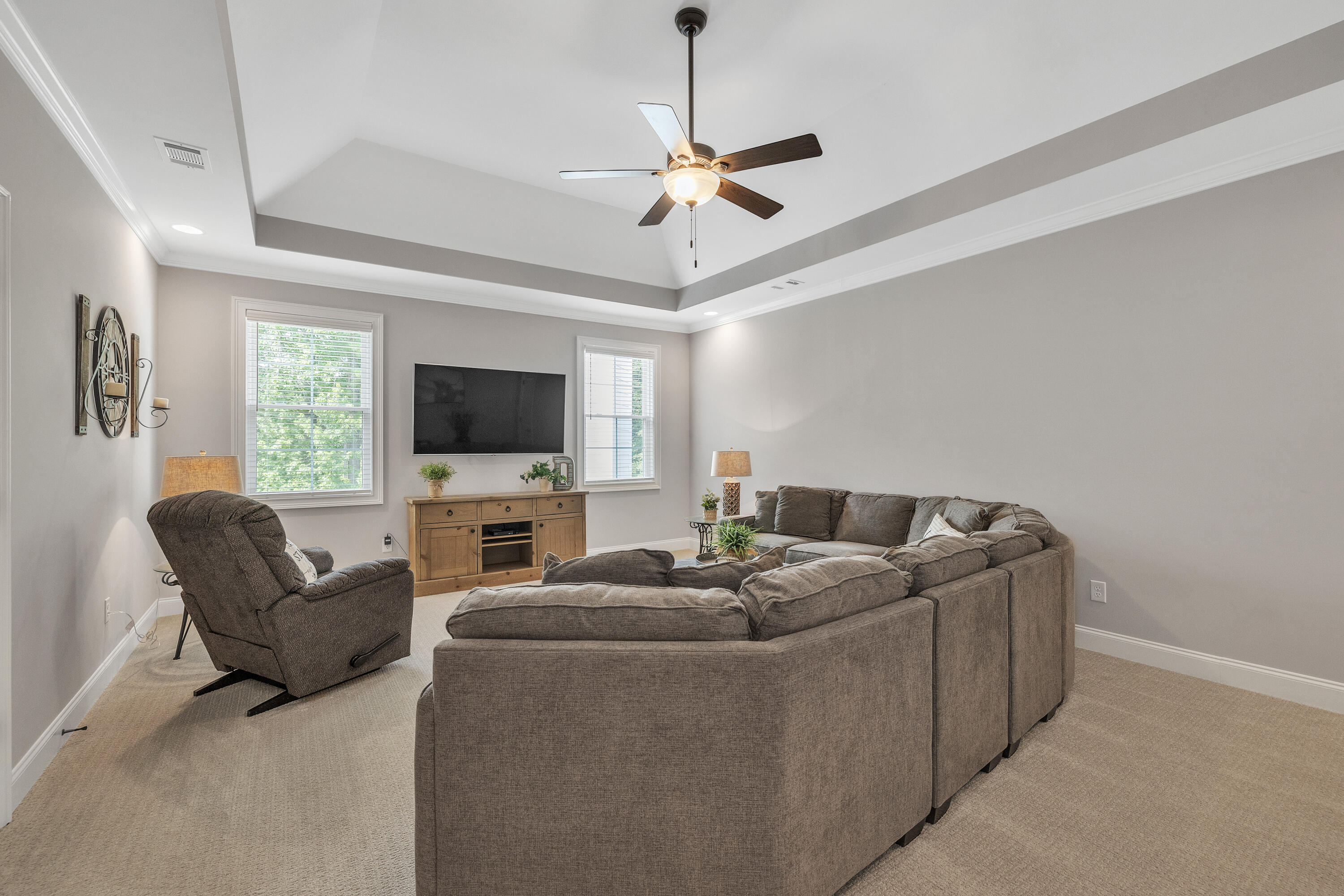 561 River Oaks Lane