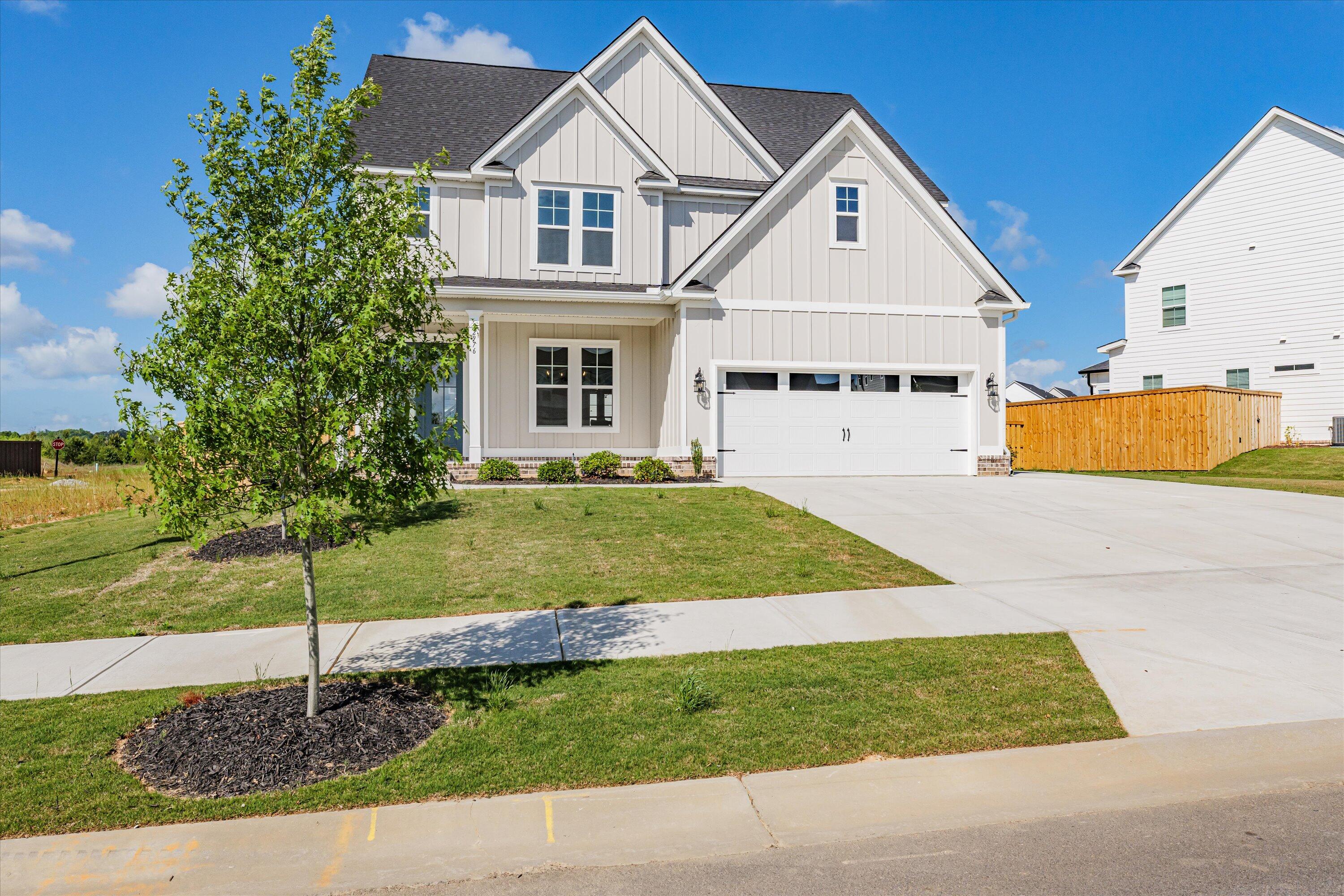 2976 Rosewood Drive Drive