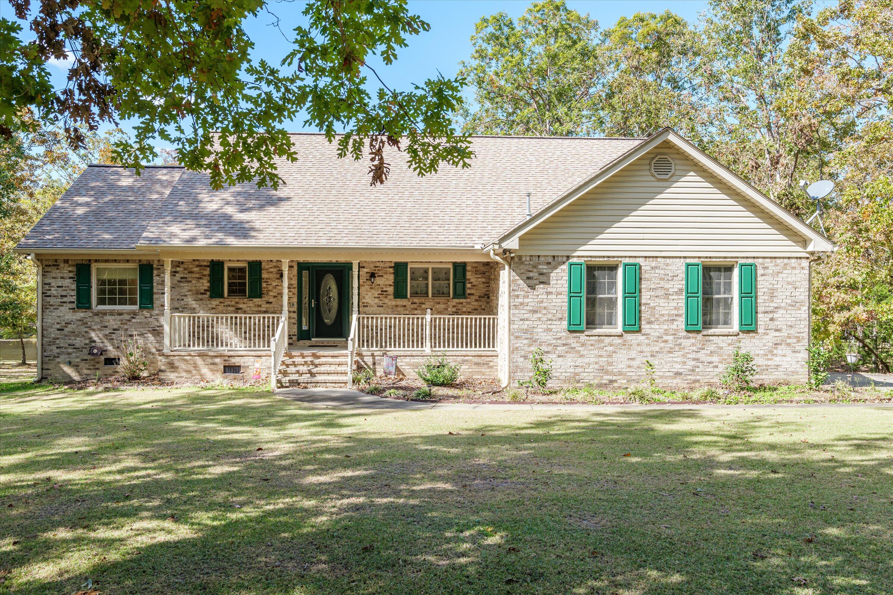 1085 Maple Ct.